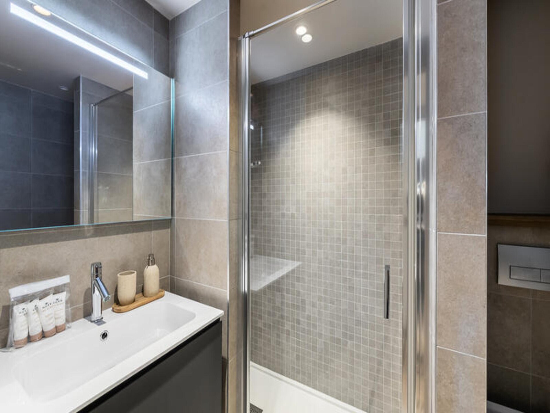 Luxe appartement 87m² met tuin, wellness & zwembad nabij Megève centrum - foto 31