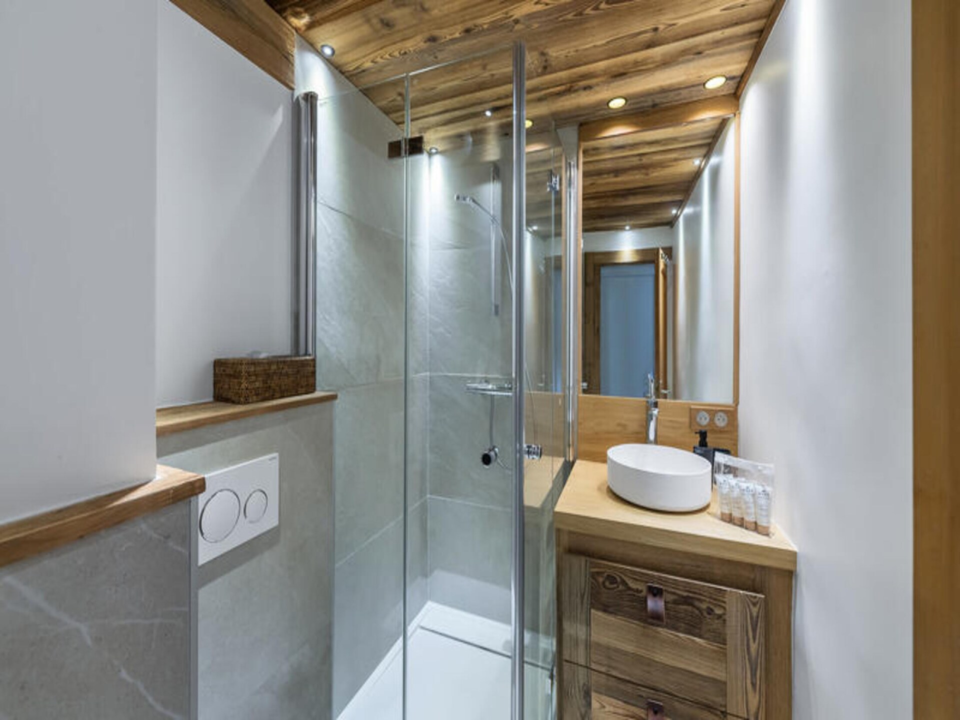Gerenoveerd appartement in Rochebrune, op 200m van de skilift - foto 17
