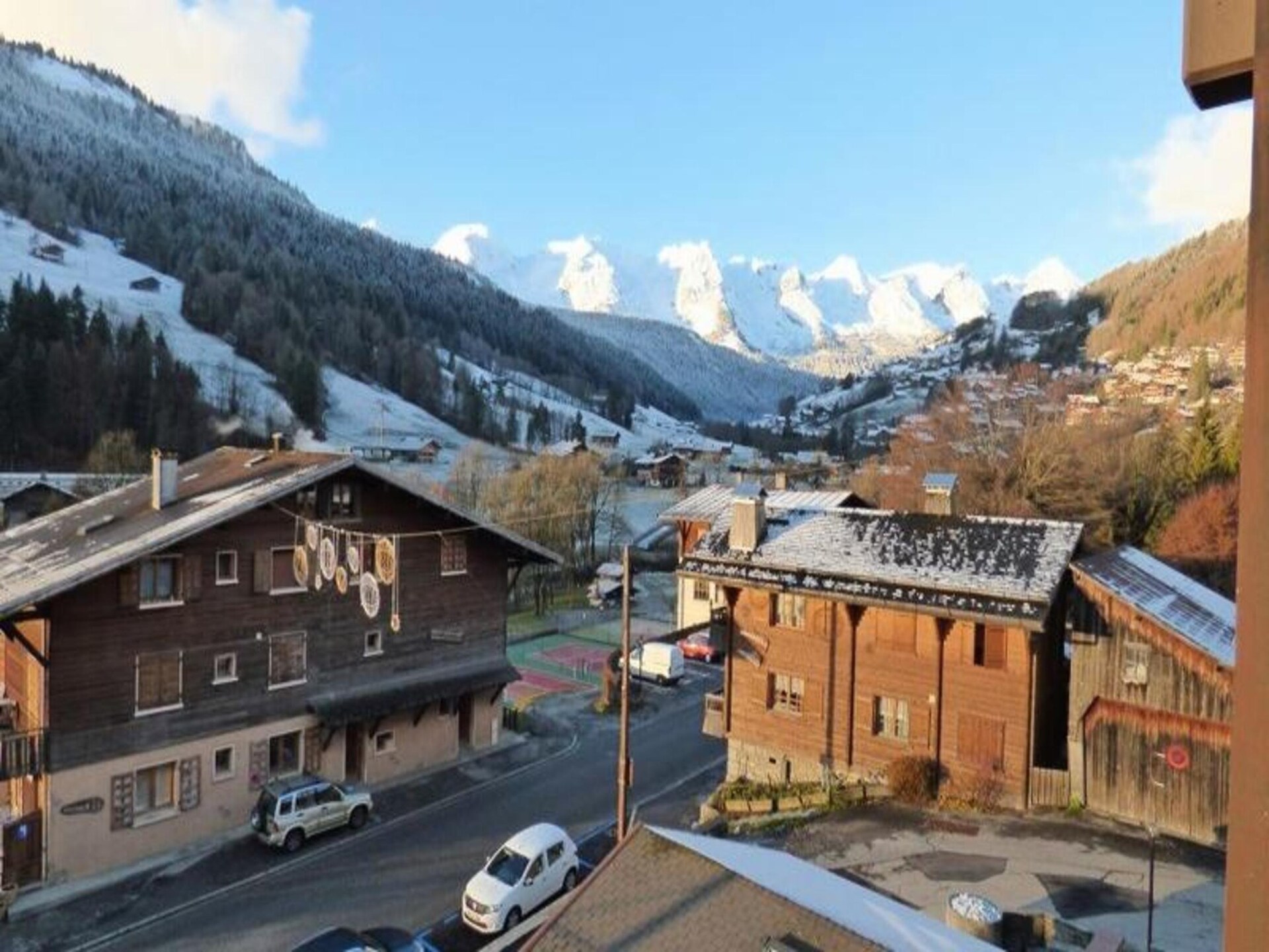 Charmant appartement in hartje Le Grand Bornand met bergzicht - foto 6