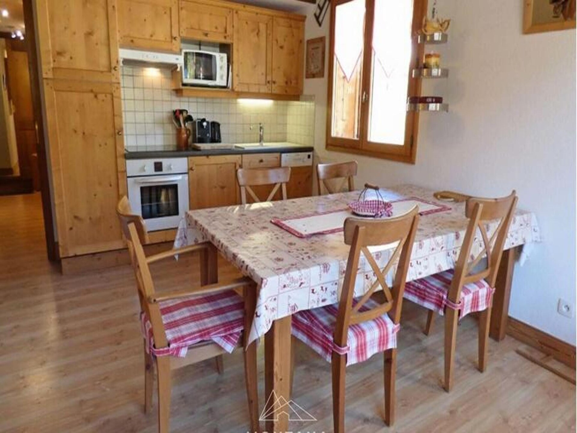 Ruim 5-persoons appartement met balkon op zuiden in Le Grand Bornand - foto 26