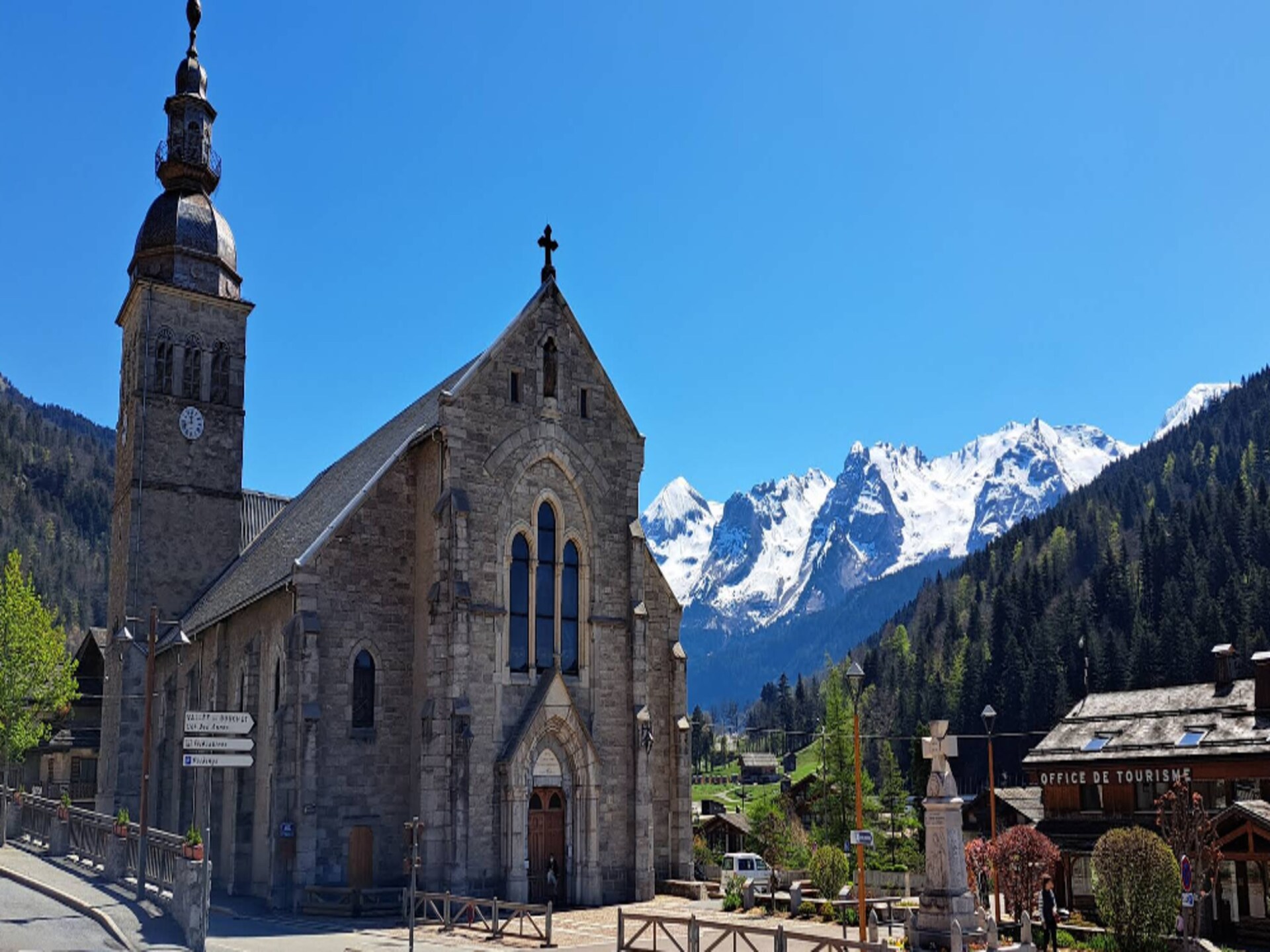 Panoramisch appartement in het hart van Le Grand-Bornand, vlakbij de pistes - foto 25