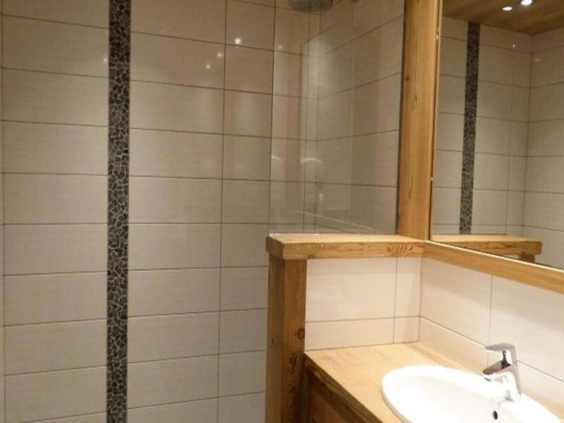 Authentiek 5-kamerappartement voor 14 personen, 50m van de piste in Grand-Bornand - foto 19