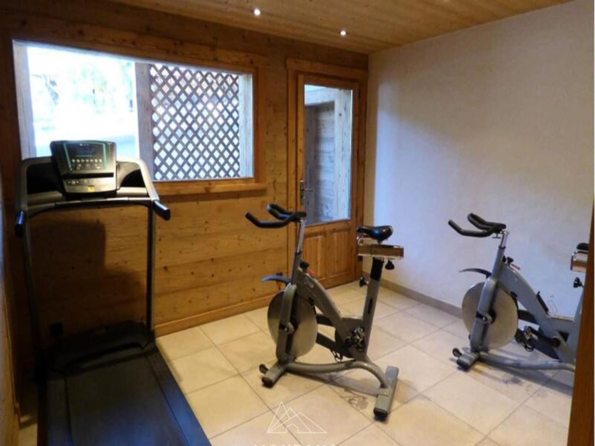 Authentiek 5-kamerappartement voor 14 personen, 50m van de piste in Grand-Bornand - foto 22