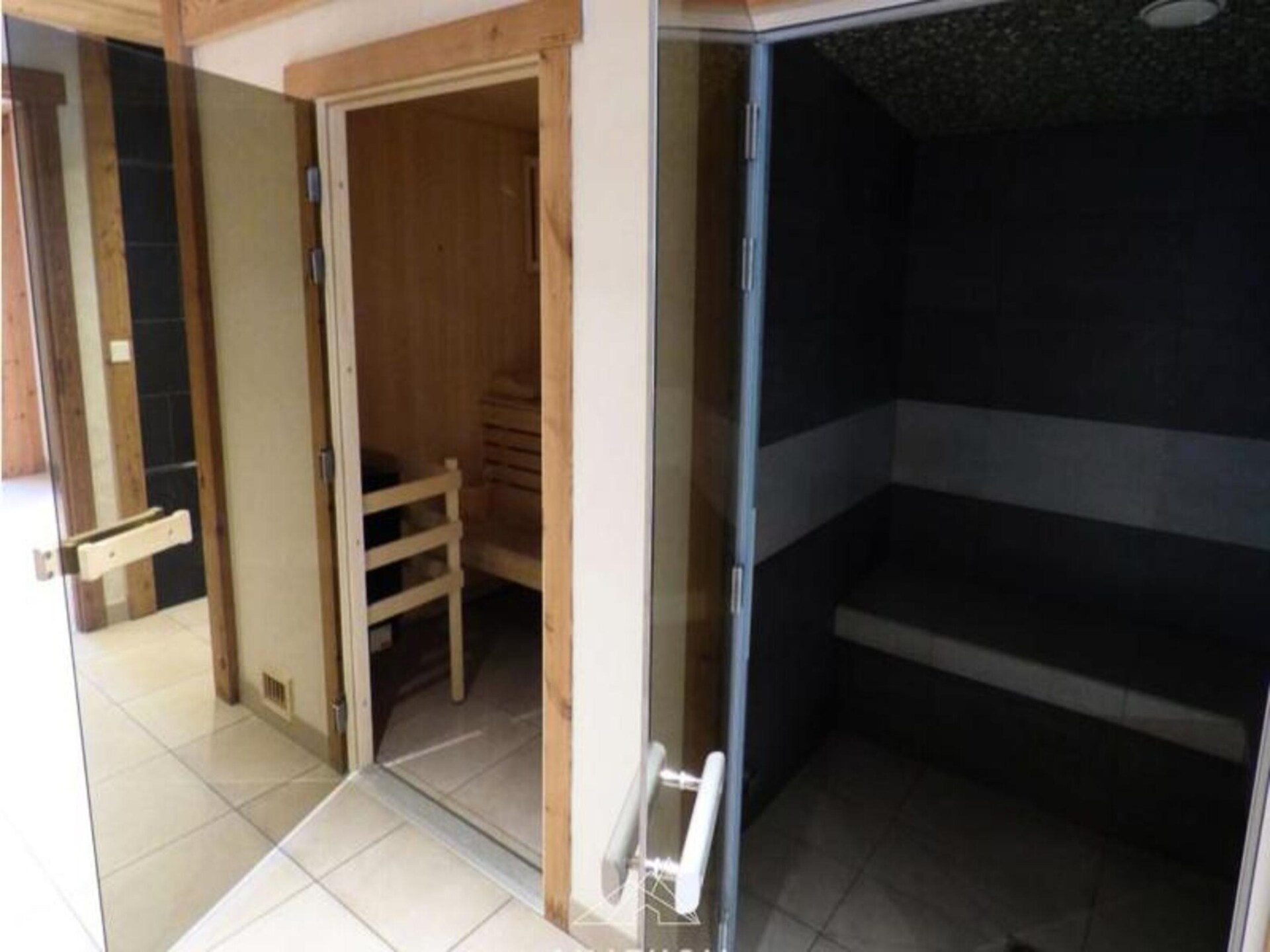 Authentiek 6-kamerappartement voor 14 personen aan de piste in Le Grand Bornand - foto 25