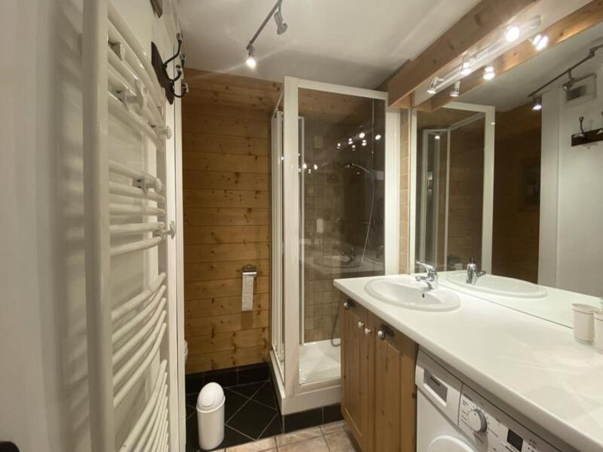 Ruim appartement 7p met groot zonneterras direct aan de piste in La Clusaz - foto 9