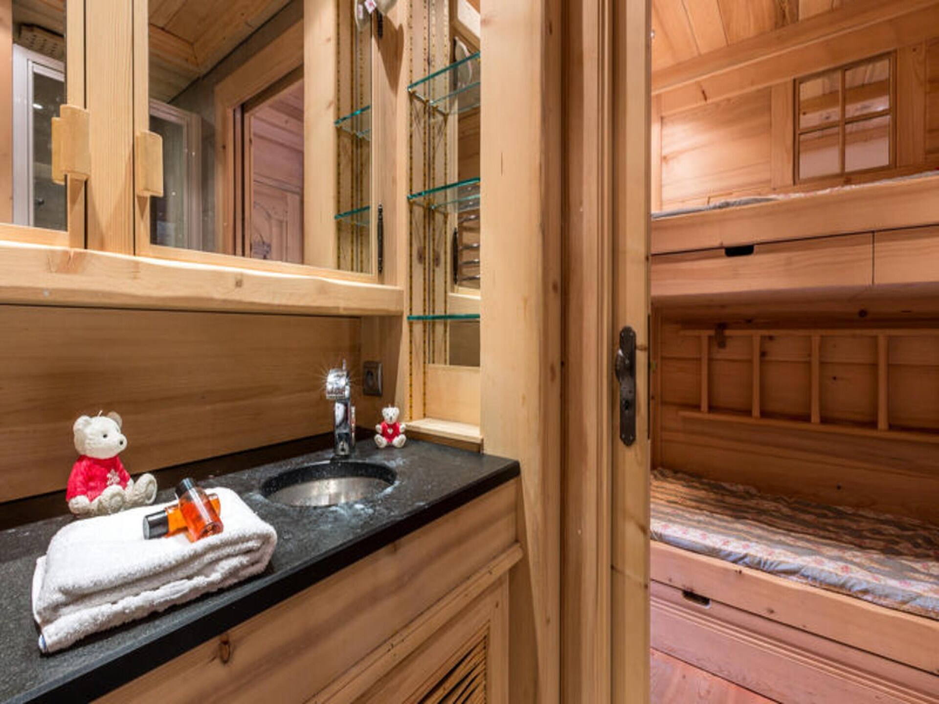 Knusse studio voor 4 aan de voet van de Aravis met uitzicht - foto 14