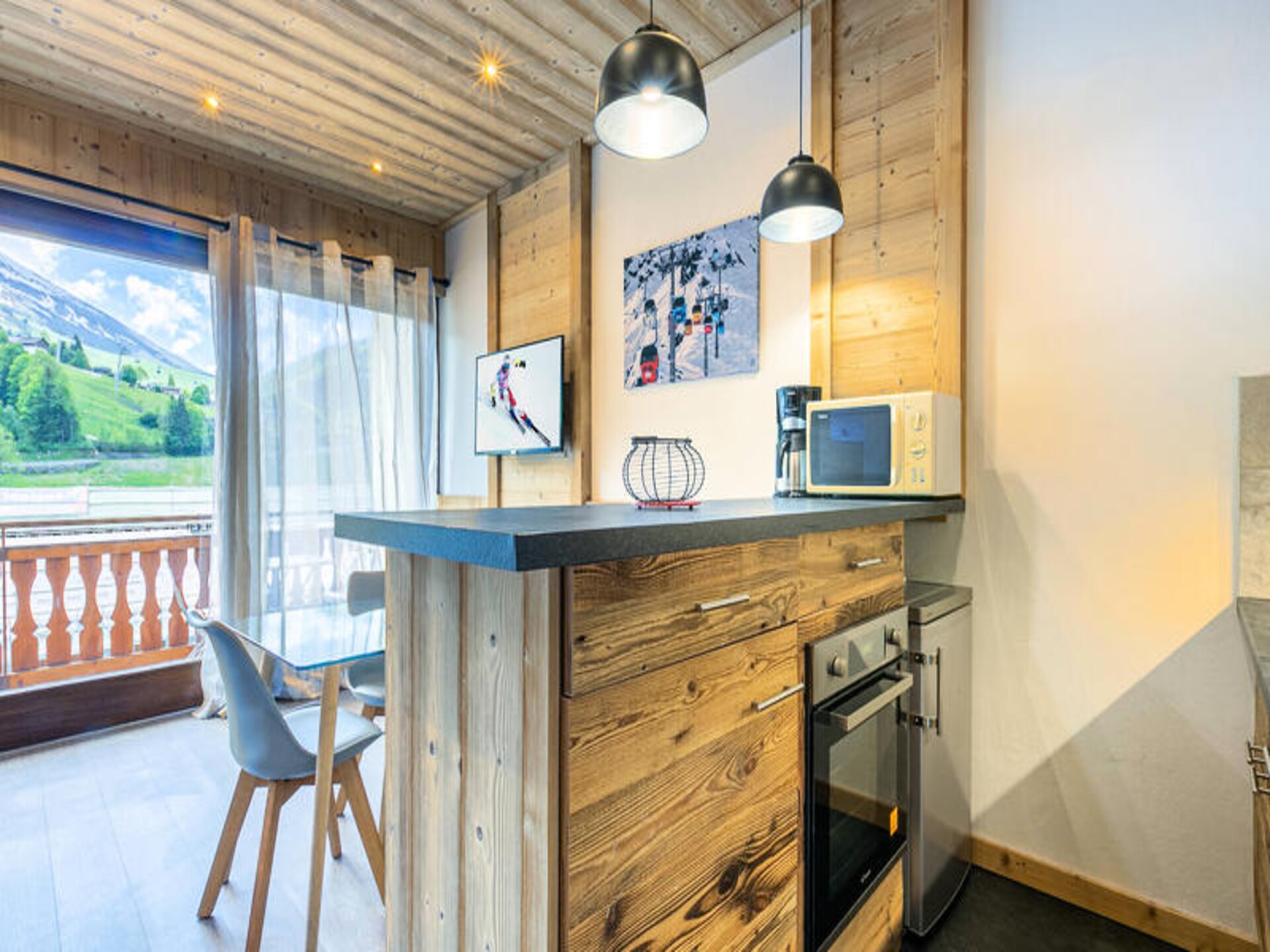 Knus studio-appartement met balkon en bergzicht in het hart van La Clusaz - foto 7