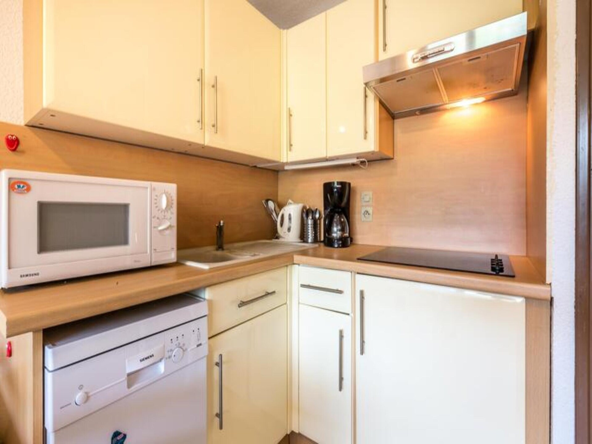 Knusse studio voor 4 aan de voet van de Aravis met zuidbalkon - foto 6