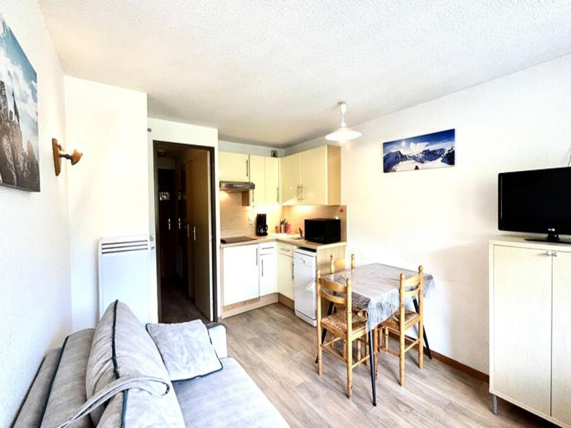 Knusse studio voor 4 aan de voet van de Aravis met zuidbalkon - foto 4