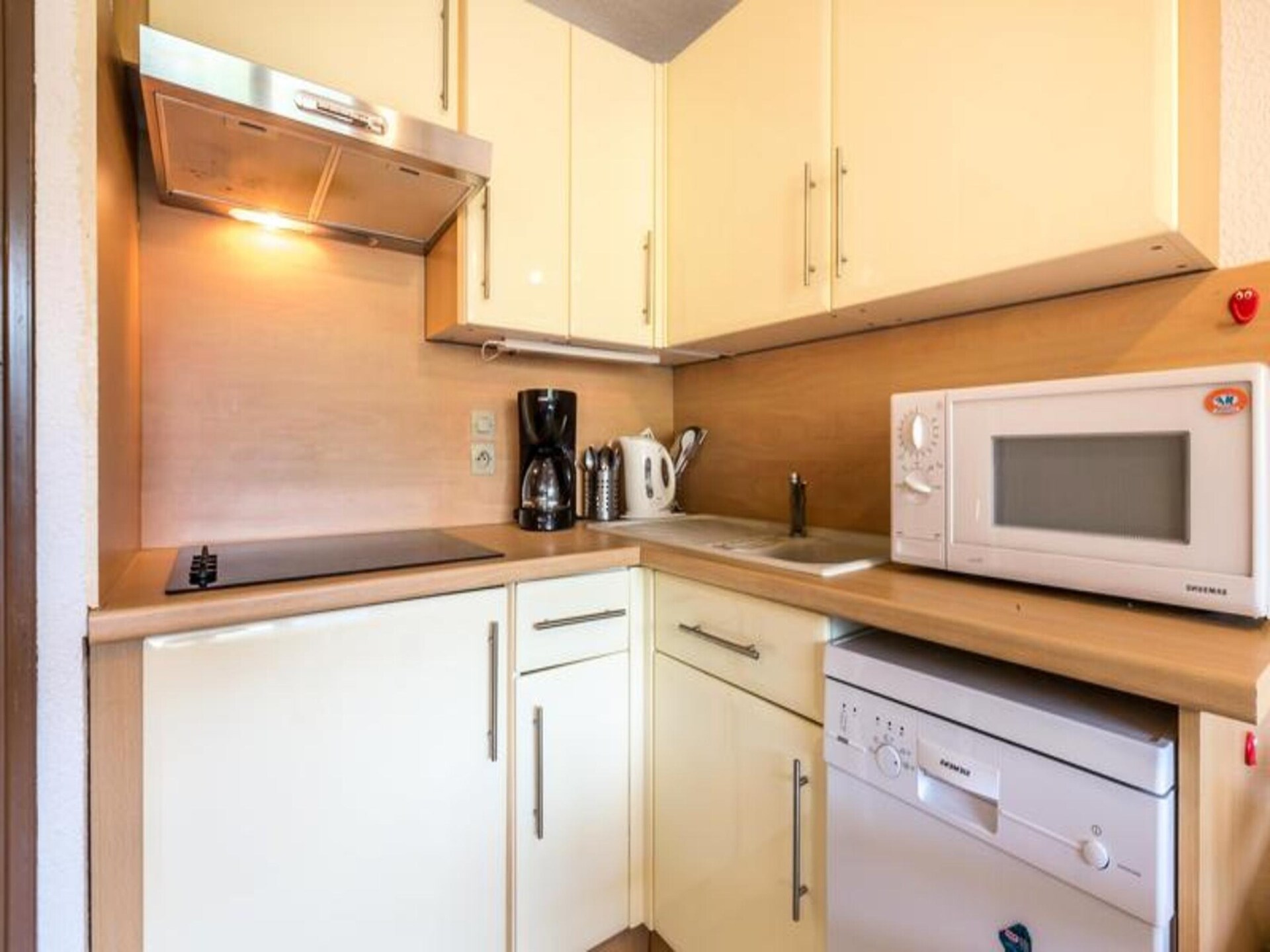 Knusse studio voor 4 aan de voet van de Aravis met zuidbalkon - foto 16