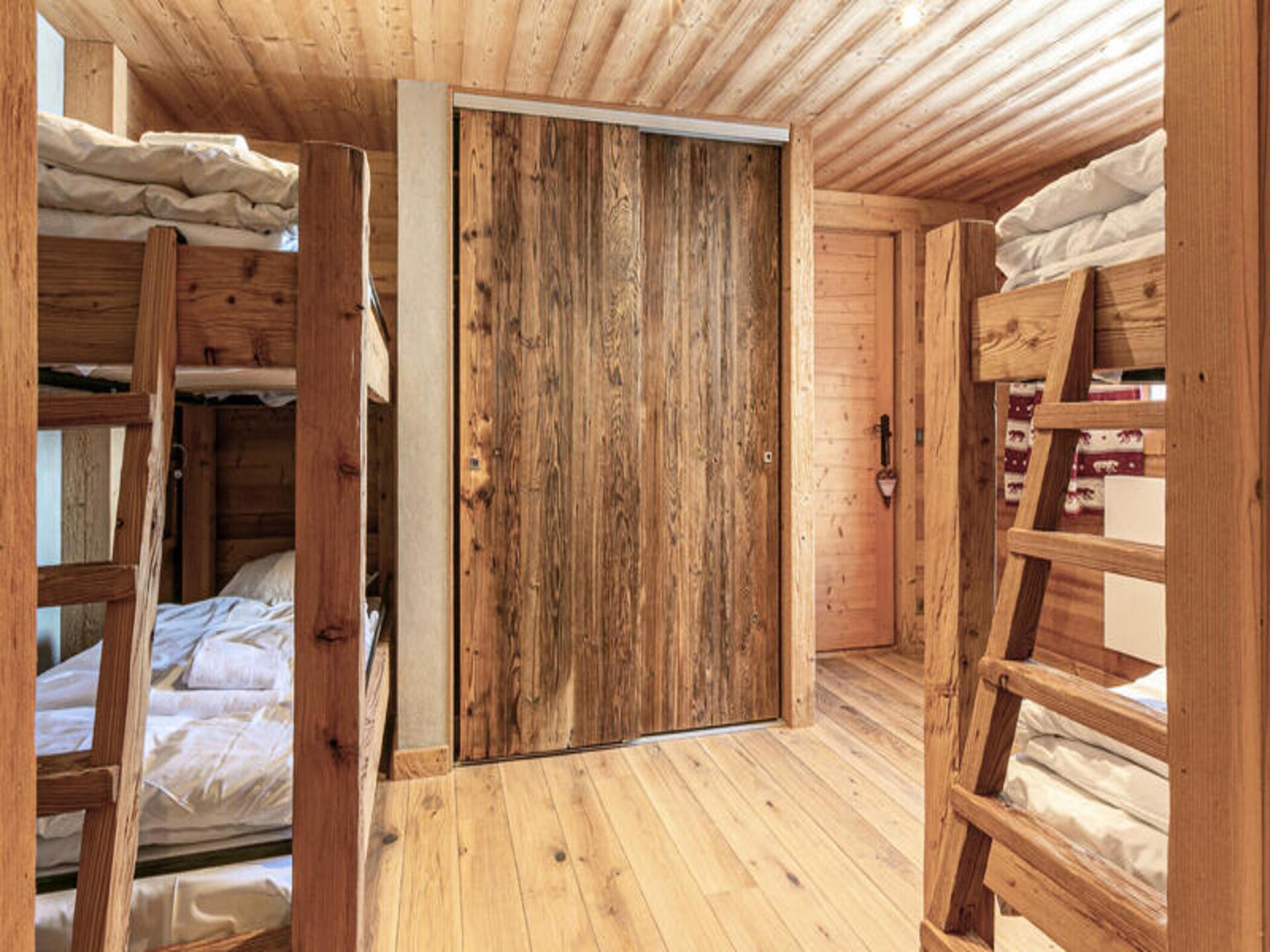 Ruim chalet voor 13 personen met sauna en terras nabij de pistes in La Clusaz - foto 7