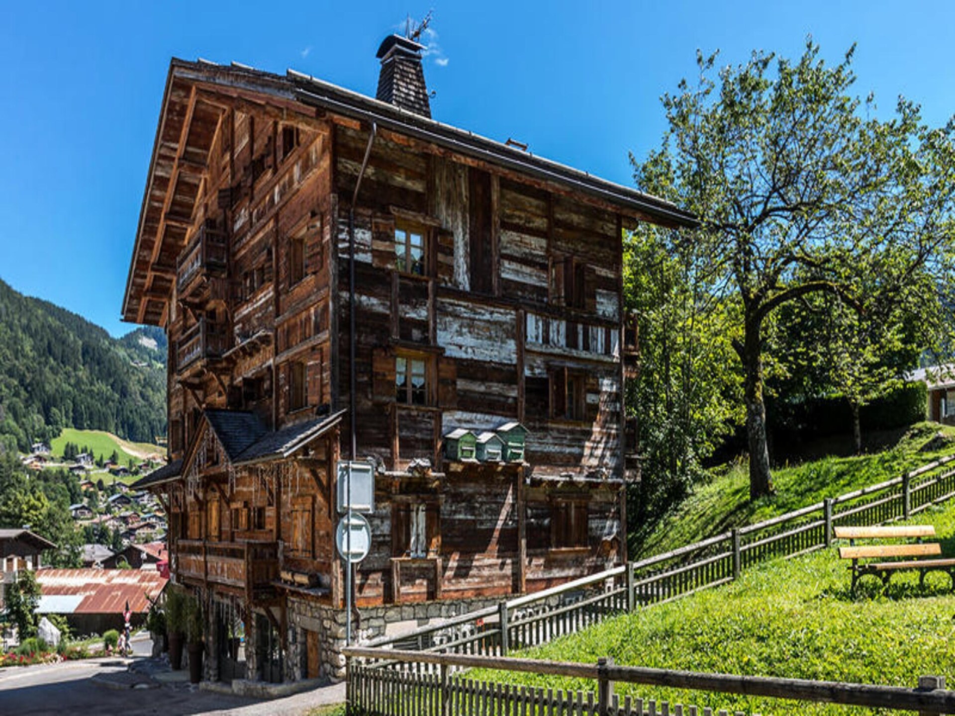 Authentiek 6-kamer appartement voor 10 personen in het hart van La Clusaz - foto 2
