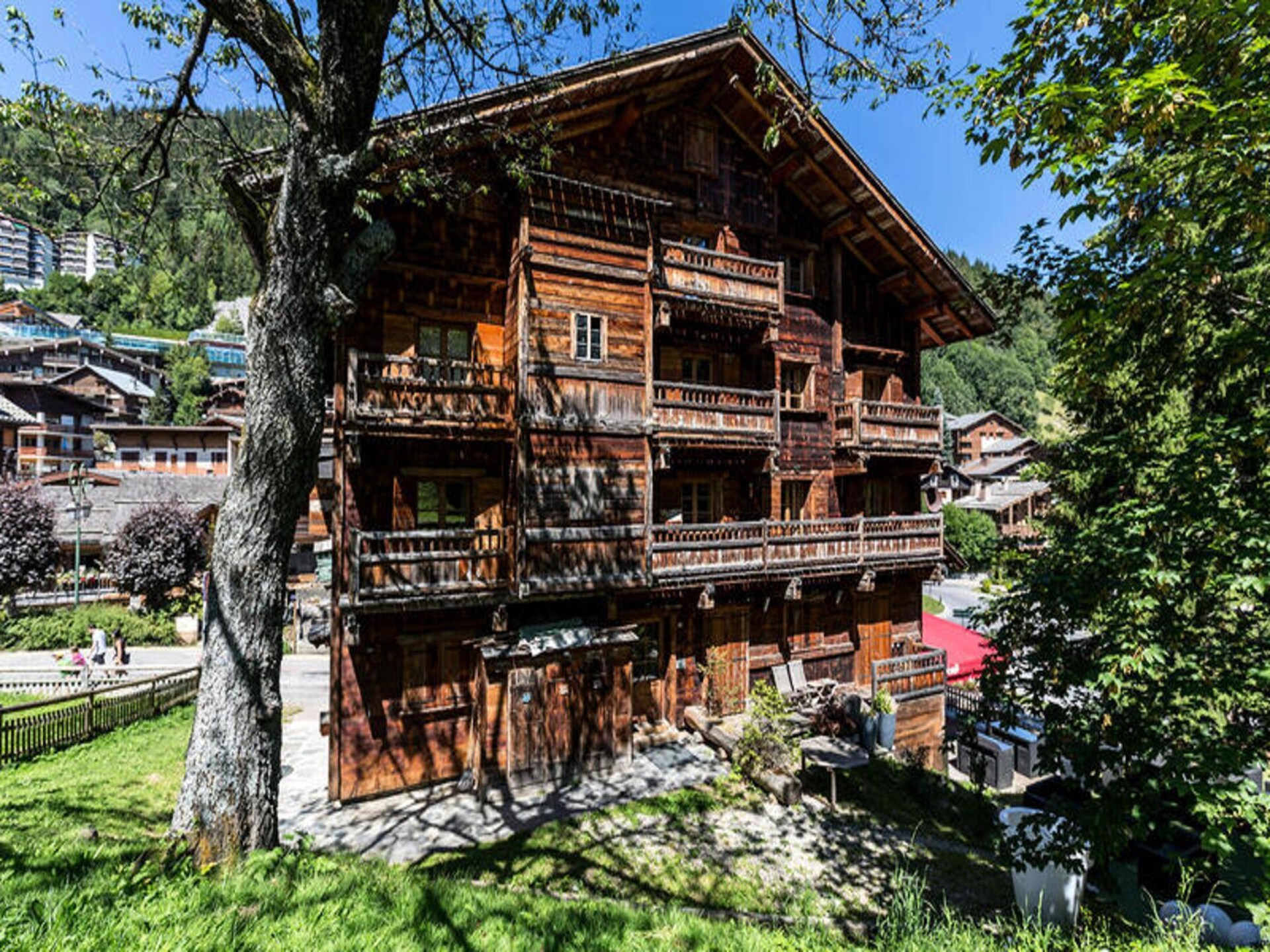 Authentiek 6-kamer appartement voor 10 personen in het hart van La Clusaz - foto 3