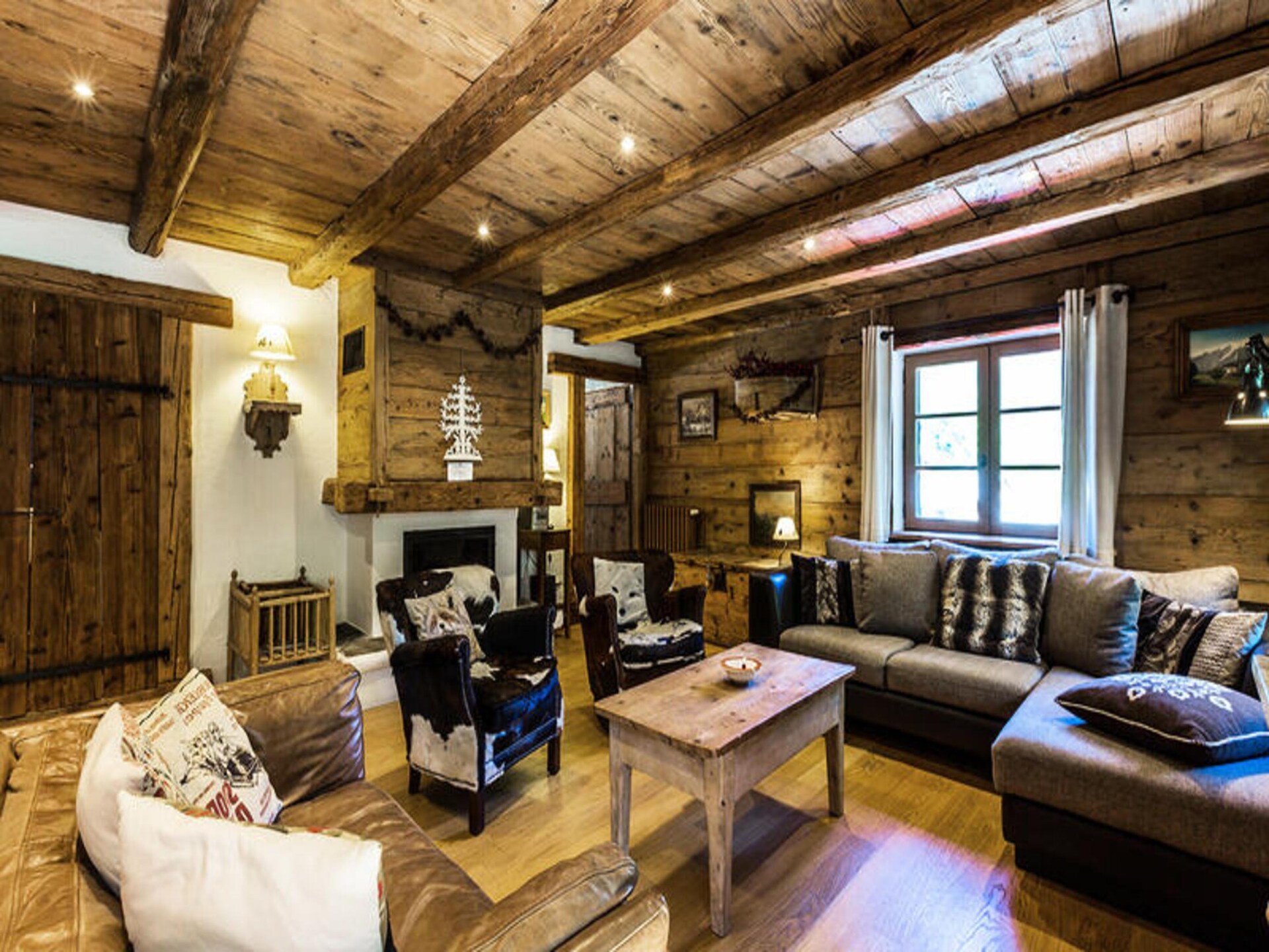 Authentiek 6-kamer appartement voor 10 personen in het hart van La Clusaz - foto 7