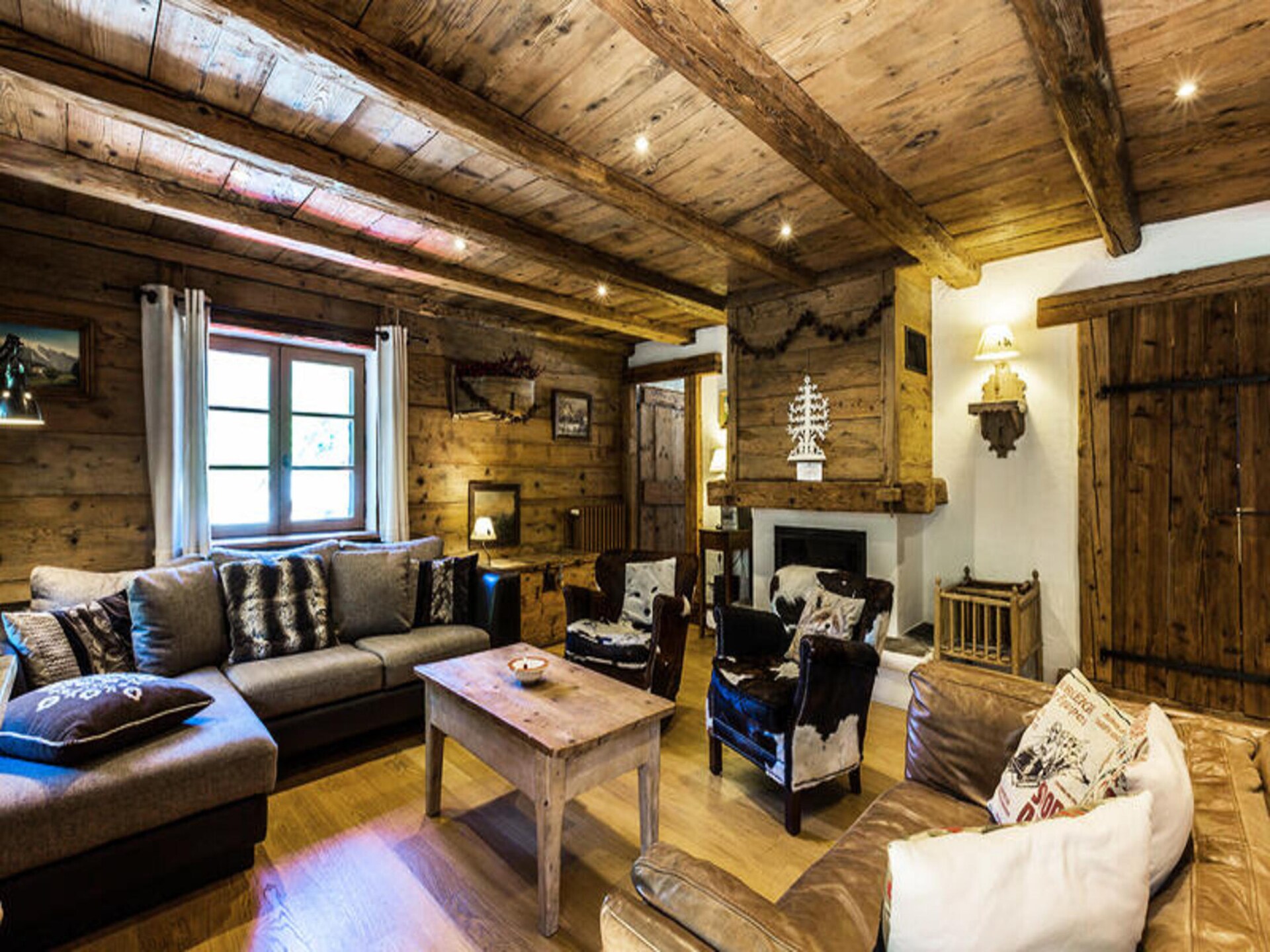 Authentiek 6-kamer appartement voor 10 personen in het hart van La Clusaz - foto 8