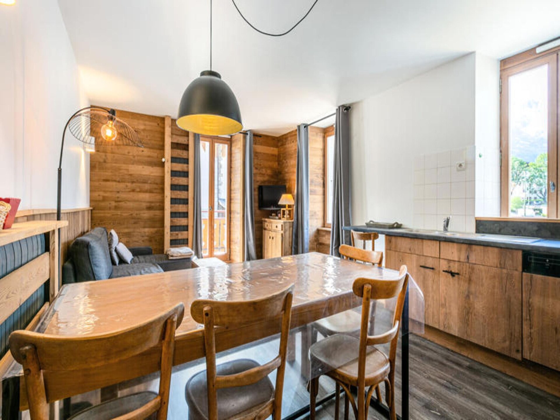 Ruim 8-persoons appartement in La Clusaz, vlakbij de pistes - foto 23