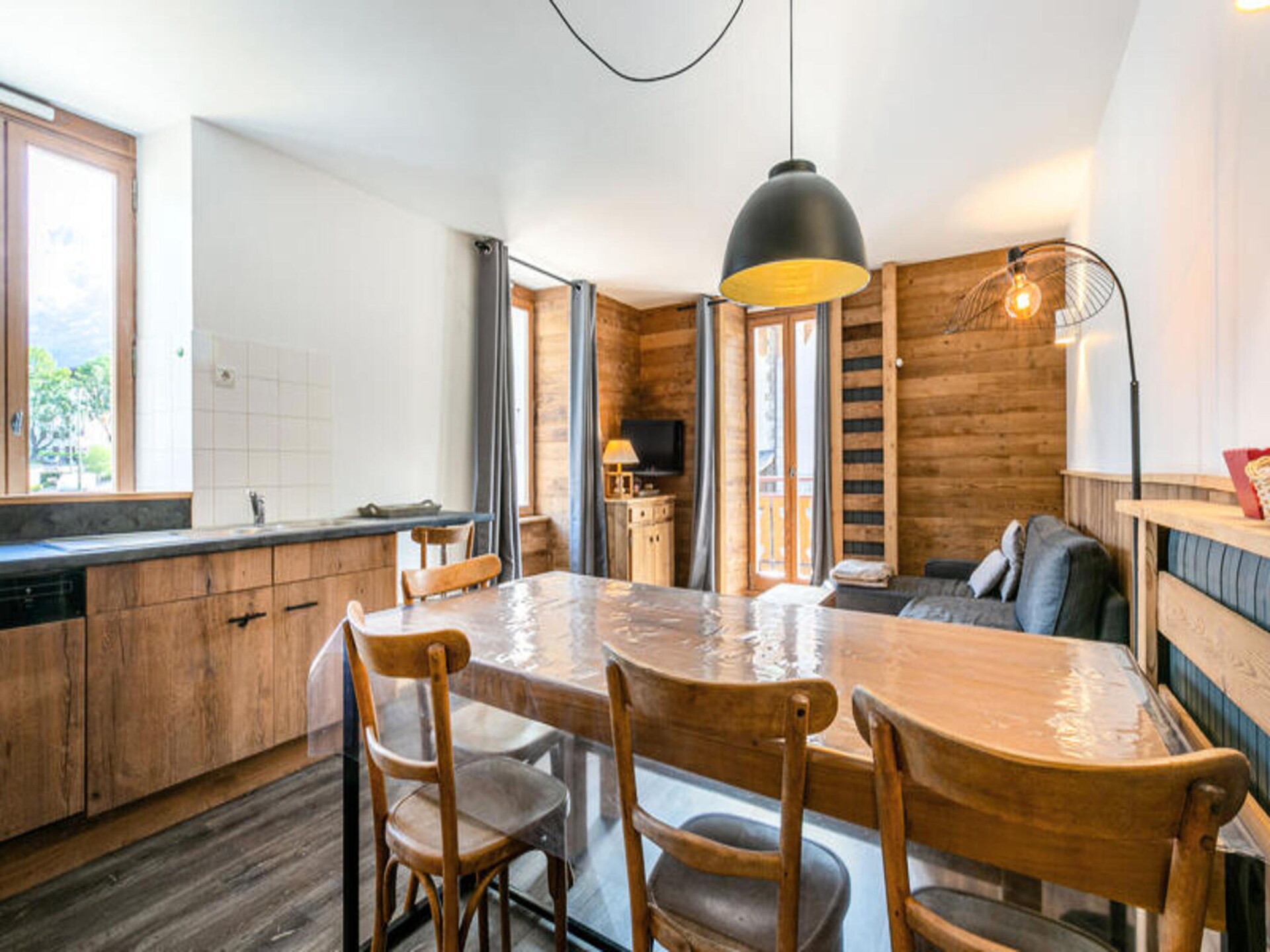 Ruim 8-persoons appartement in La Clusaz, vlakbij de pistes - foto 17