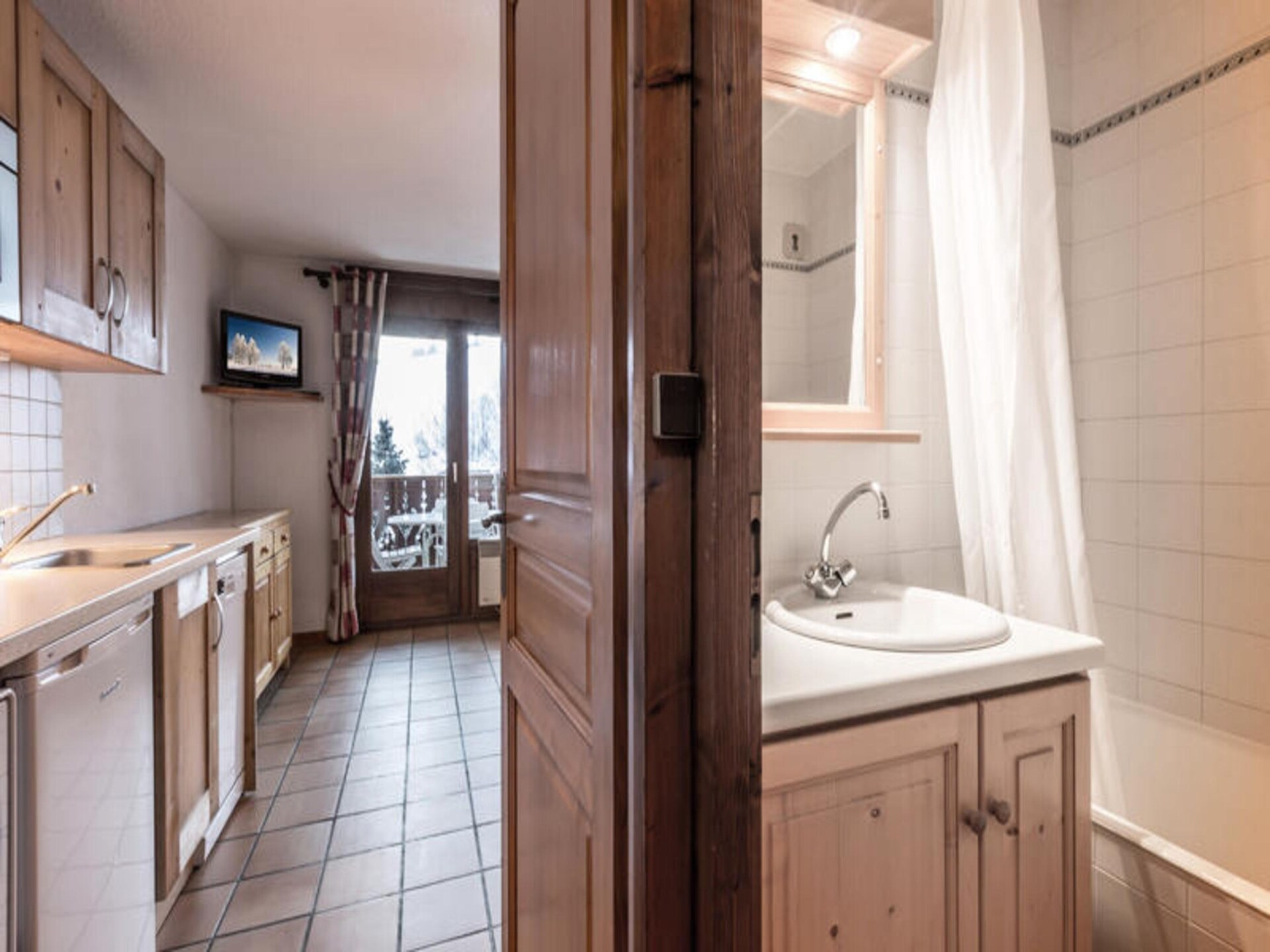 Zonnig studio-appartement op 250m van de piste in La Clusaz - foto 29