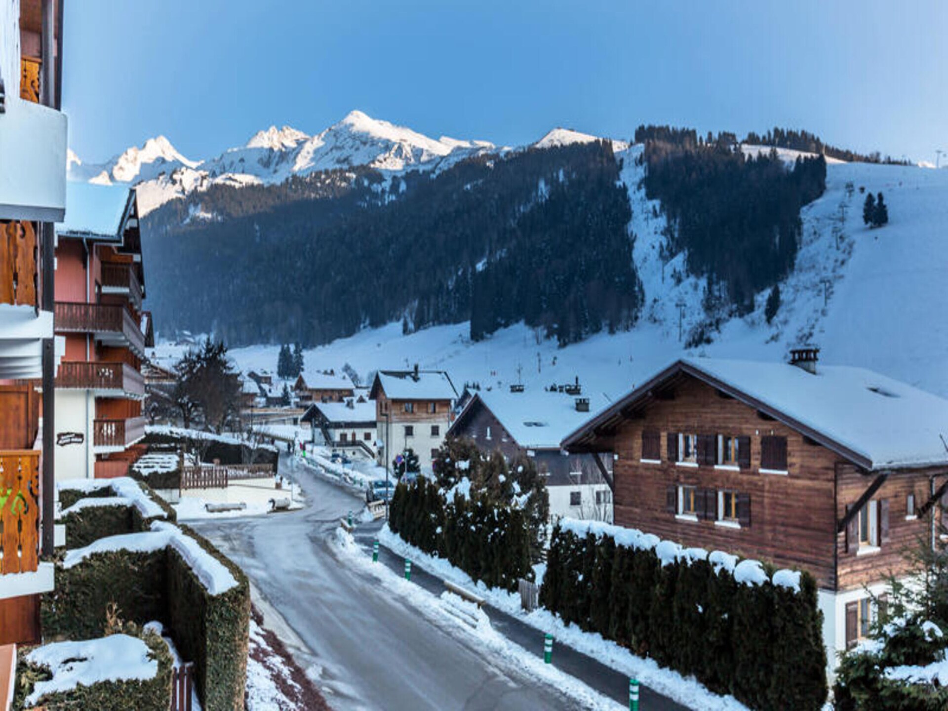 Zonnig studio-appartement op 250m van de piste in La Clusaz - foto 6