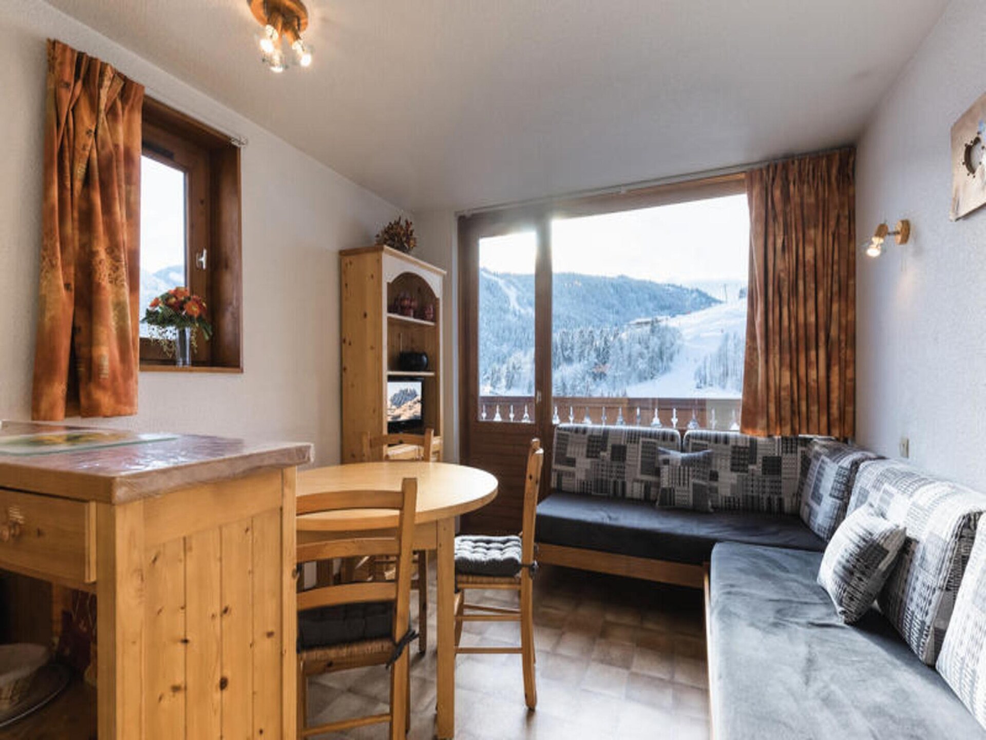 Knusse studio voor 5 met balkon en uitzicht, 250m van de piste in La Clusaz - foto 8