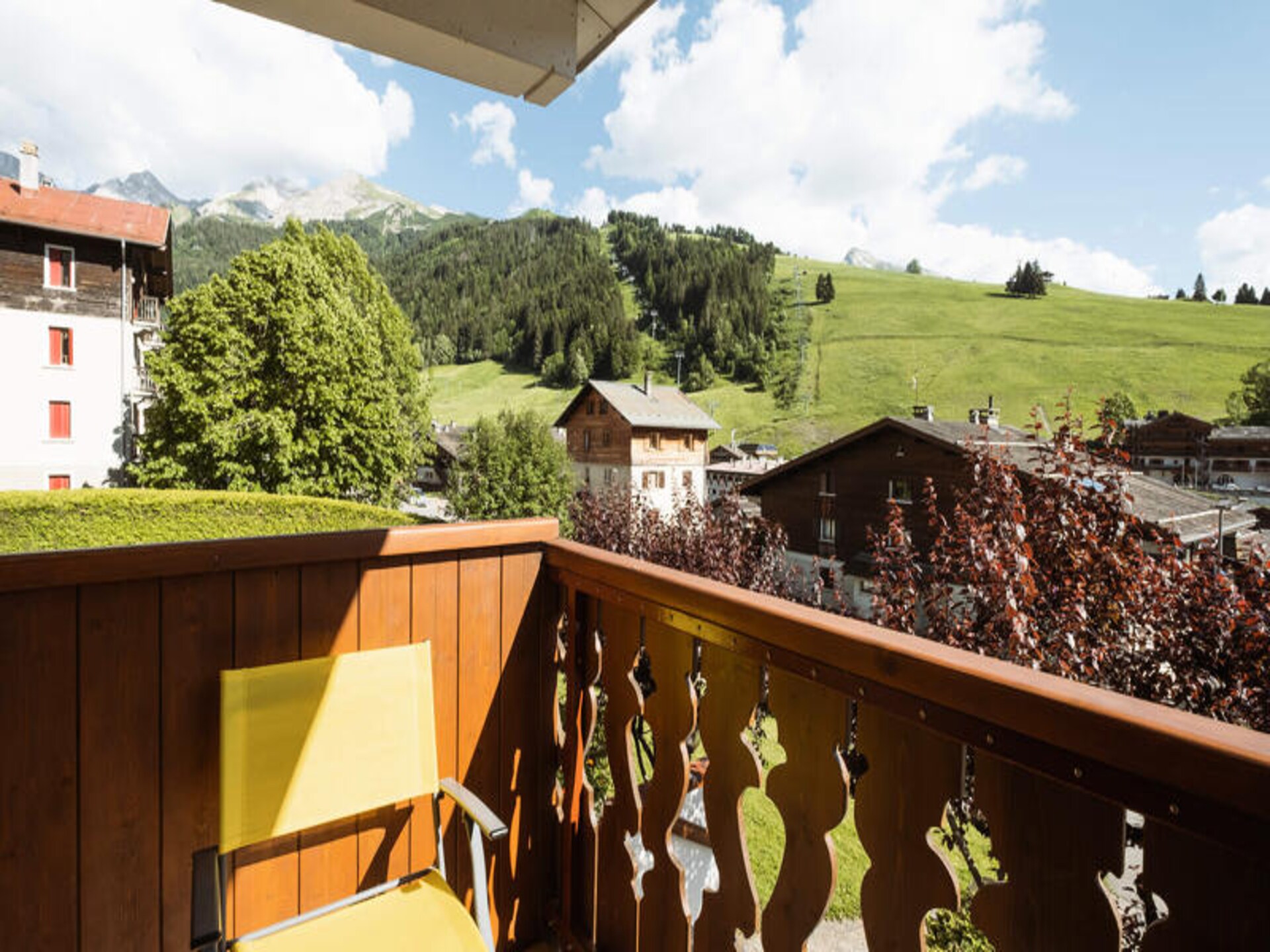 Zonnig studio-appartement in La Clusaz met balkon en uitzicht op de piste - foto 14