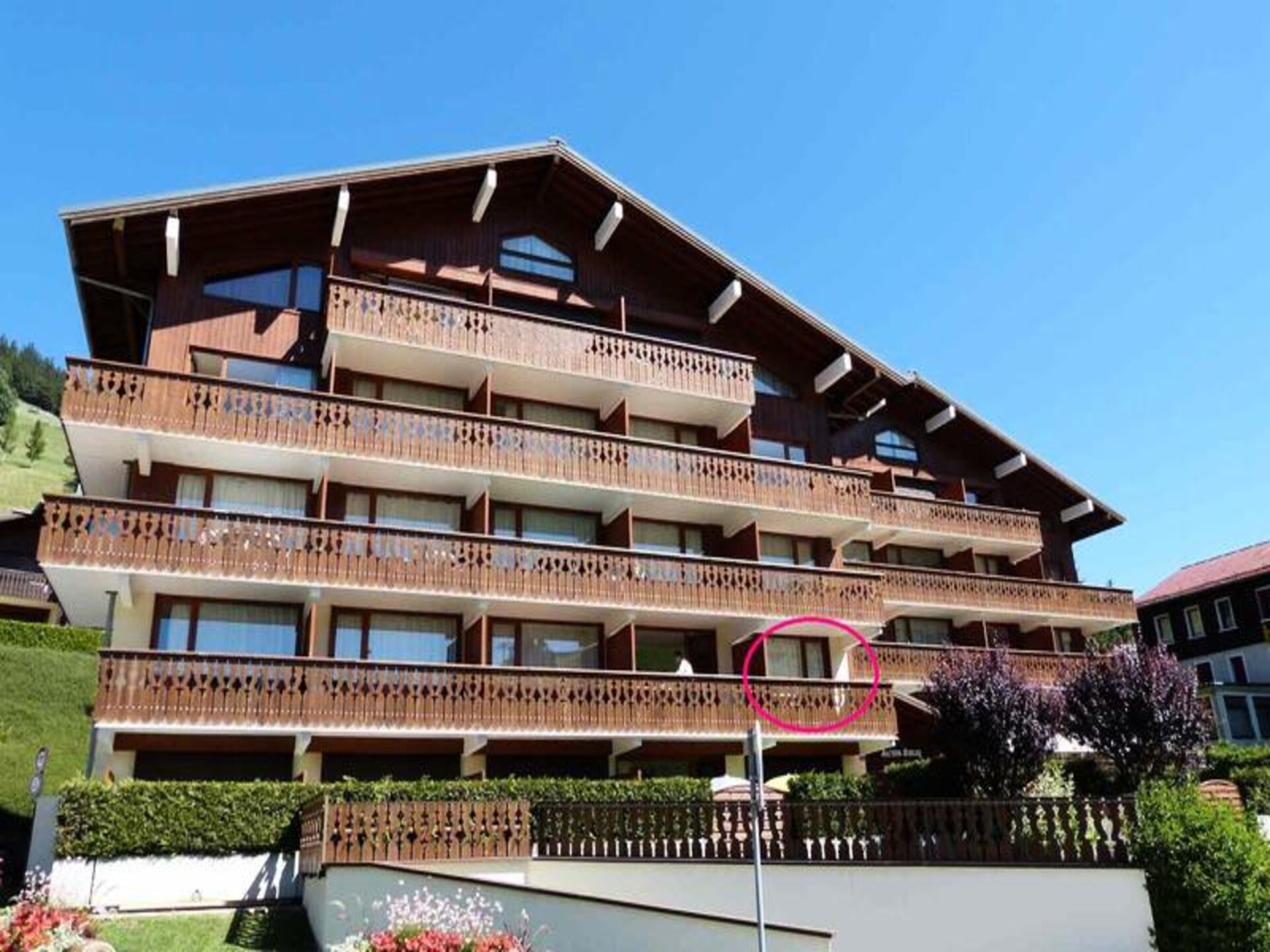 Zonnig studio-appartement in La Clusaz met balkon en uitzicht op de piste - foto 16