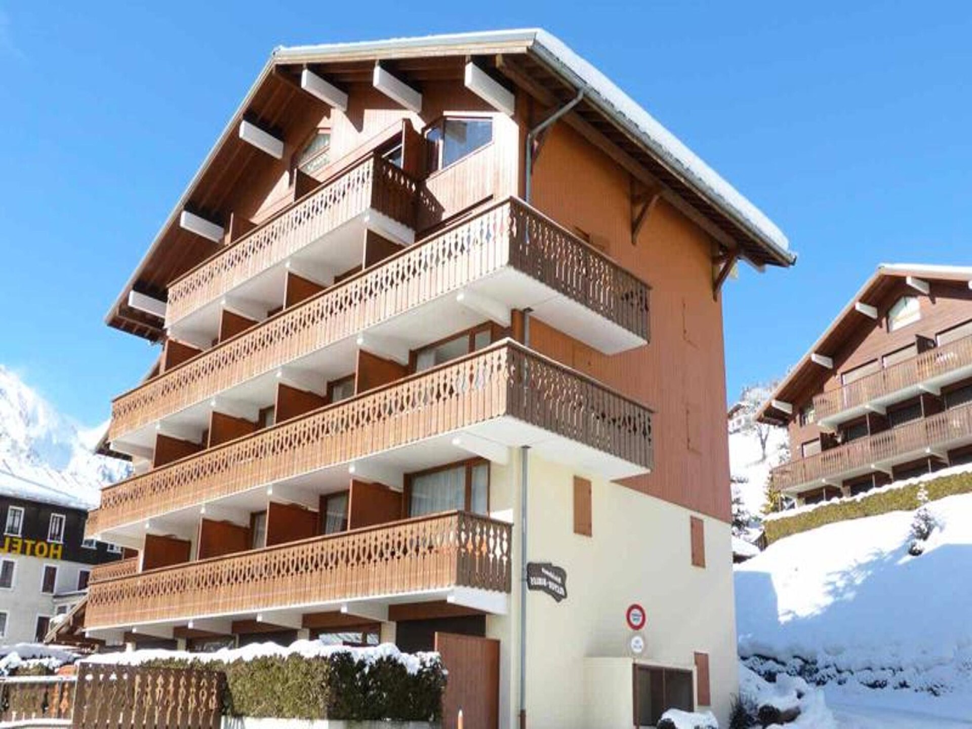 Zonnig studio-appartement in La Clusaz met balkon en uitzicht op de piste - foto 18