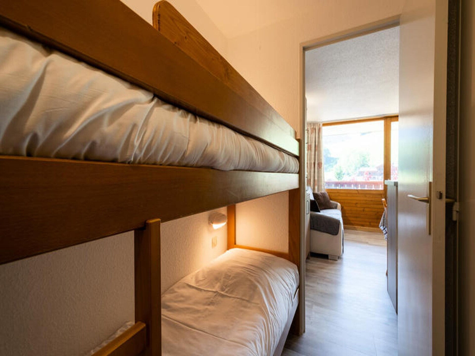 Zonnig studio-appartement in La Clusaz met balkon en uitzicht op de piste - foto 31