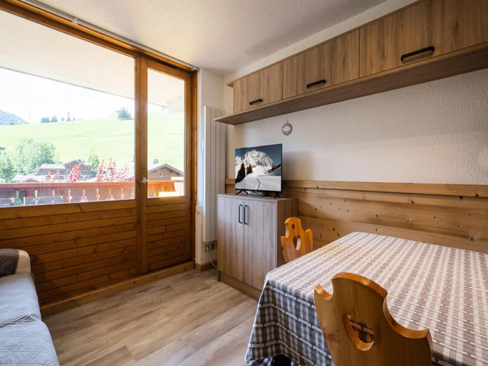 Zonnig studio-appartement in La Clusaz met balkon en uitzicht op de piste - foto 32