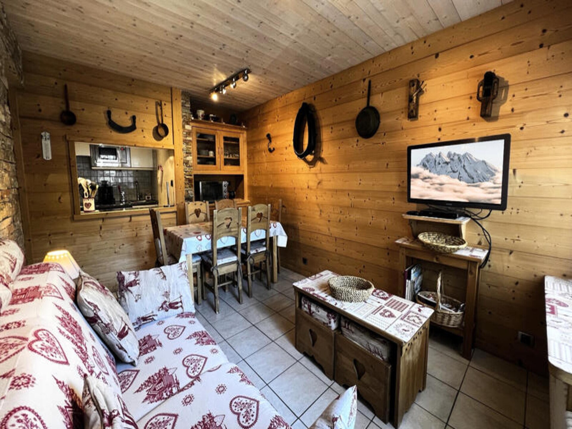 Ruim 6-persoons appartement in La Clusaz, 300m van de skilift - foto 8