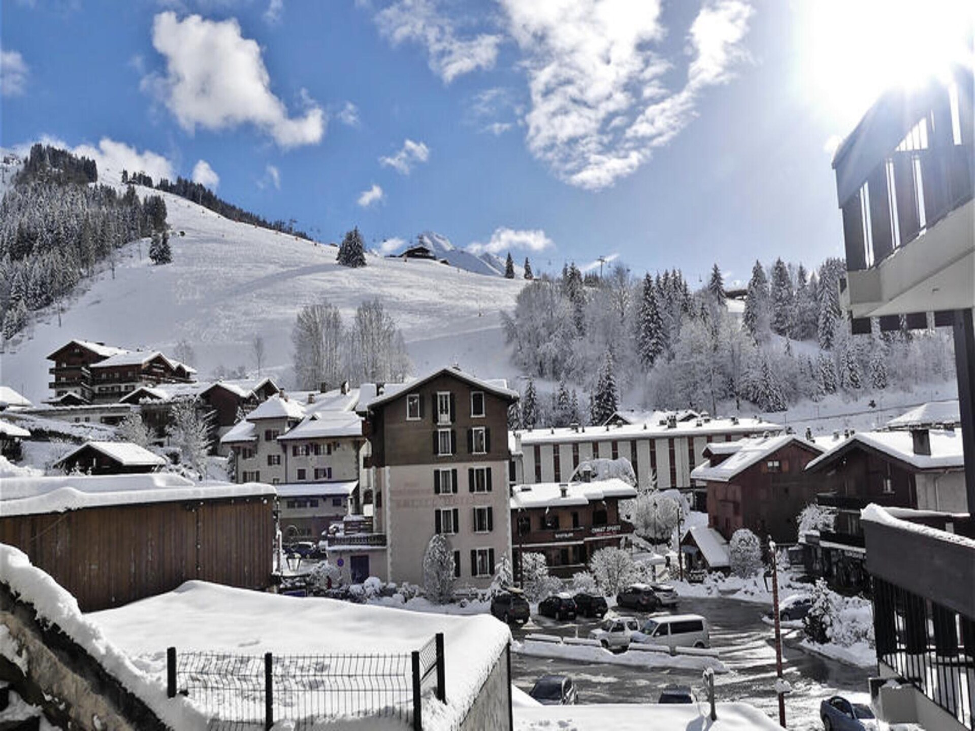 Ruim 6-persoons appartement in La Clusaz, 300m van de skilift - foto 4