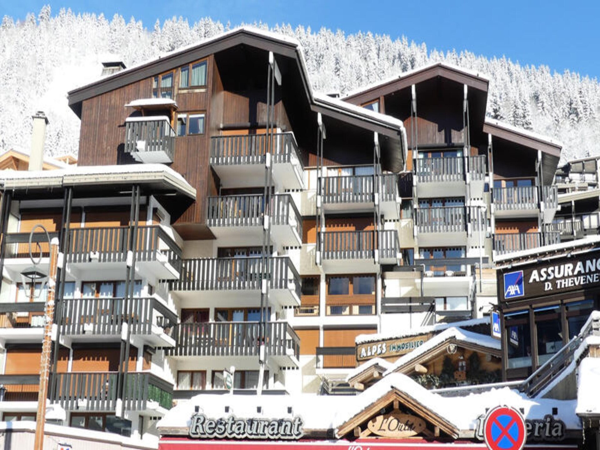 Ruim 6-persoons appartement in La Clusaz, 300m van de skilift - foto 5