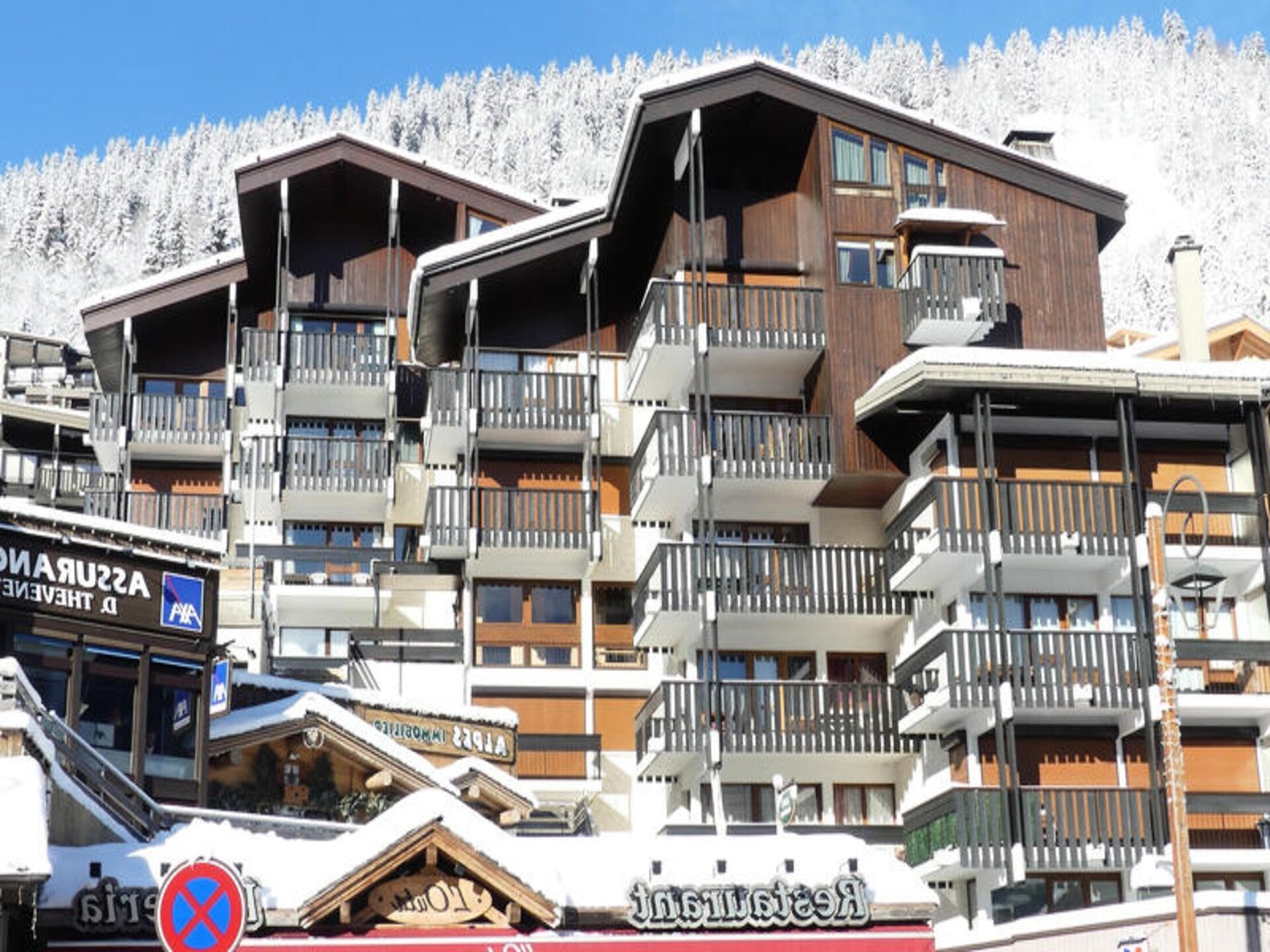 Ruim 6-persoons appartement in La Clusaz, 300m van de skilift - foto 7