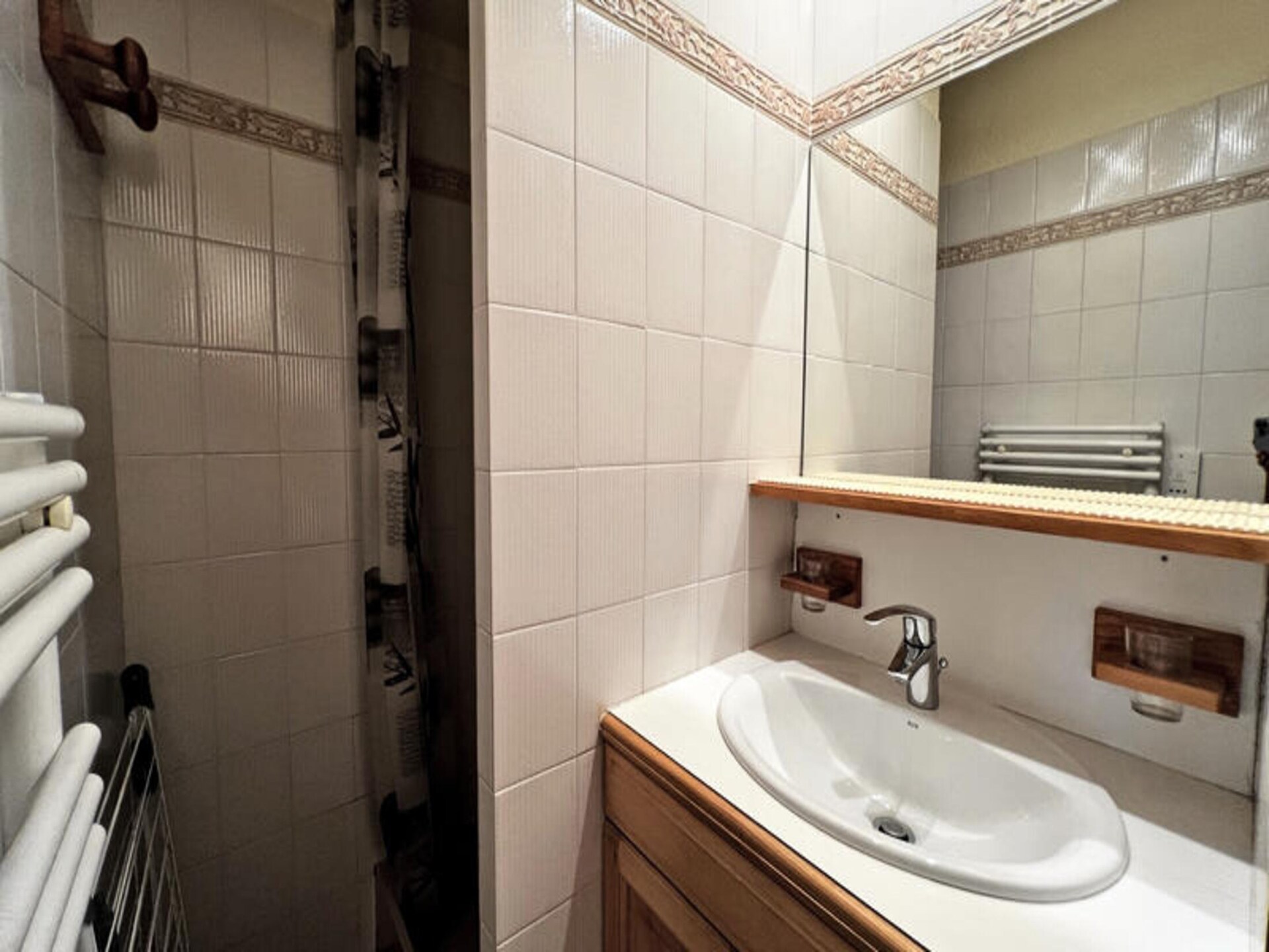 Knus appartement op de bergflank met vrij uitzicht op de pistes - foto 9
