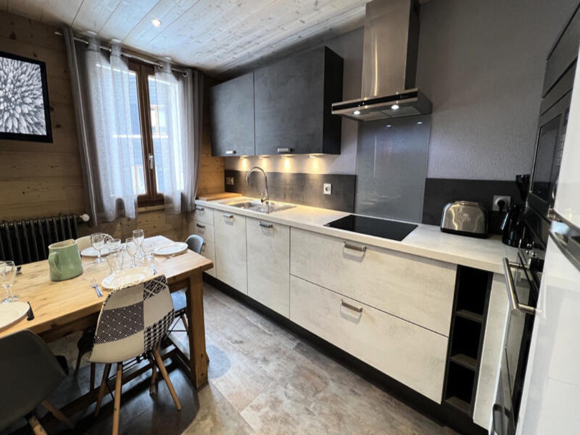 Ruim 8-persoons appartement op 100 meter van de piste in La Clusaz - foto 7