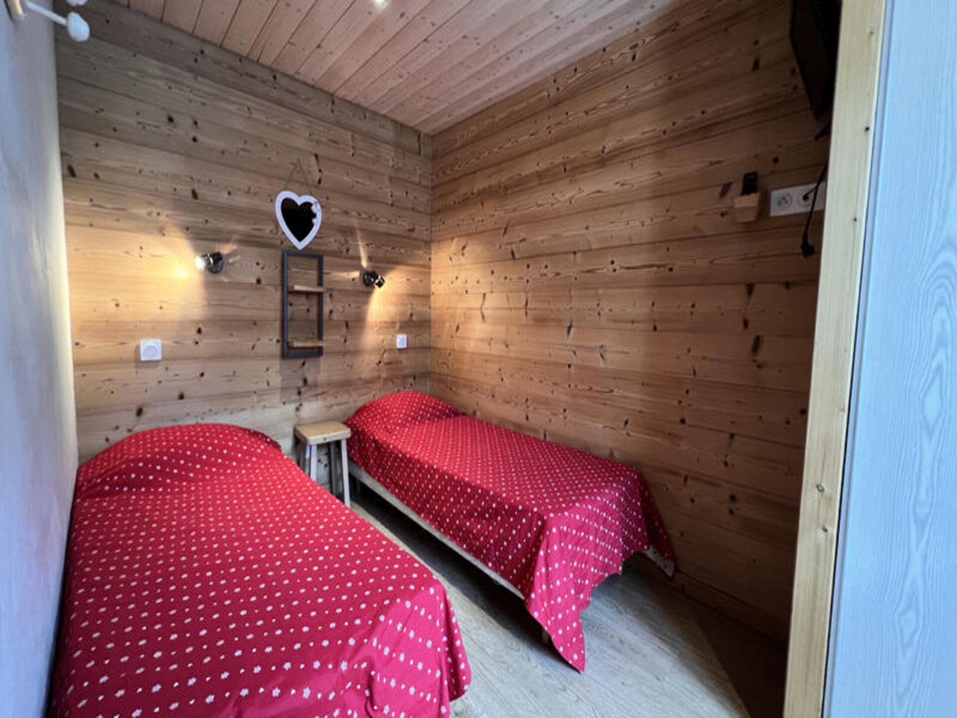 Gezellig appartement in La Clusaz, 100m van de pistes en skiliften - foto 2