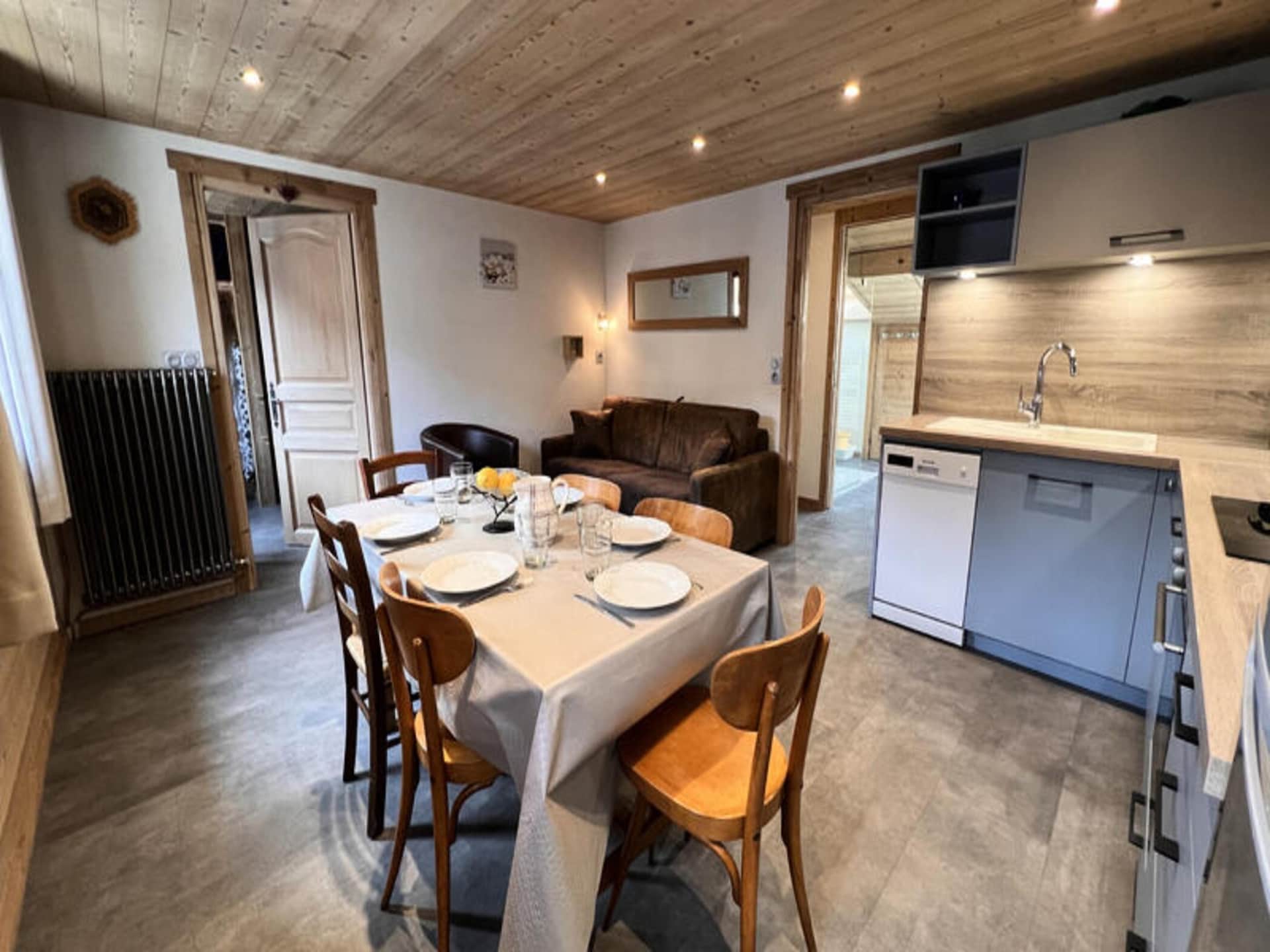 Gerenoveerd 8-persoons appartement op 100m van de piste in La Clusaz - foto 22