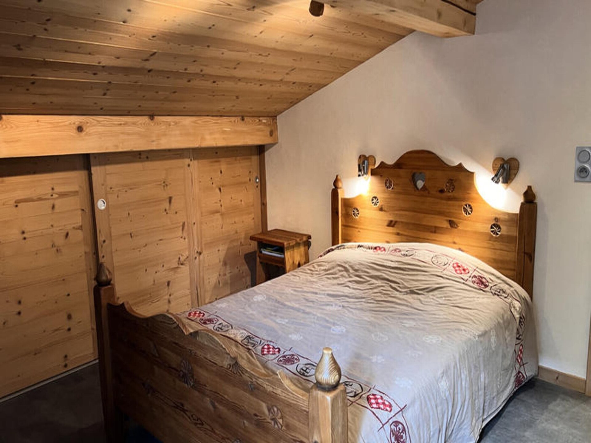 Gerenoveerd 8-persoons appartement op 100m van de piste in La Clusaz - foto 24