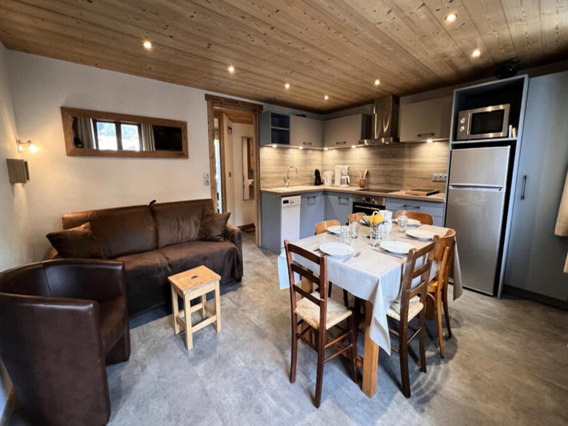 Gerenoveerd 8-persoons appartement op 100m van de piste in La Clusaz - foto 25