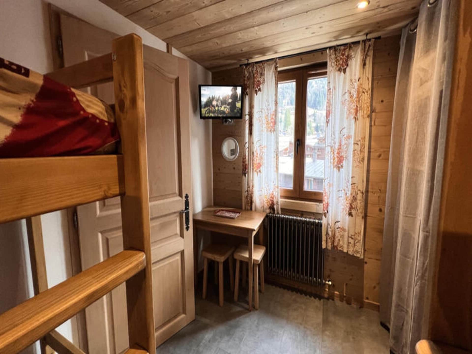 Gerenoveerd 8-persoons appartement op 100m van de piste in La Clusaz - foto 27