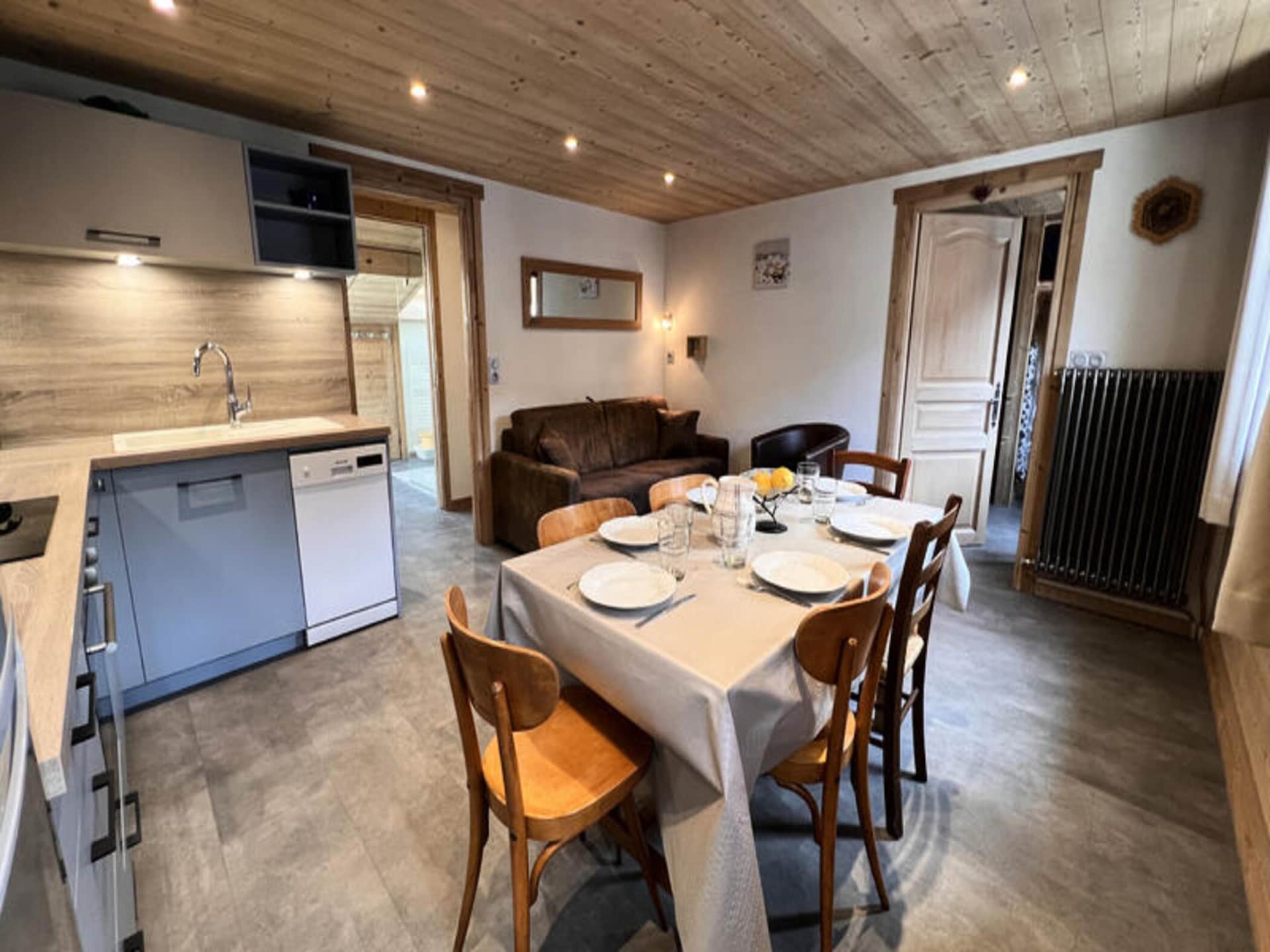 Gerenoveerd 8-persoons appartement op 100m van de piste in La Clusaz - foto 36