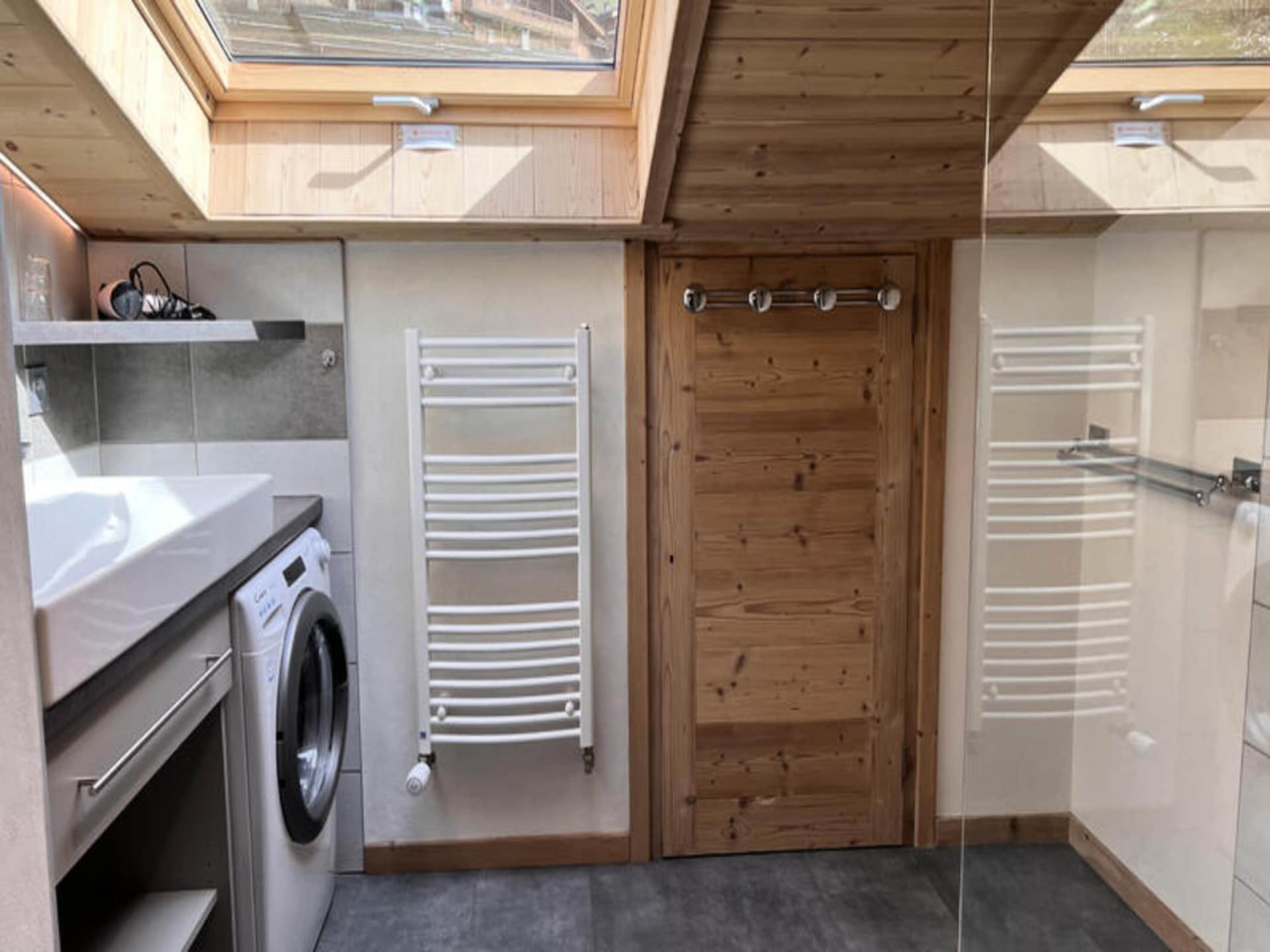 Gerenoveerd 8-persoons appartement op 100m van de piste in La Clusaz - foto 9
