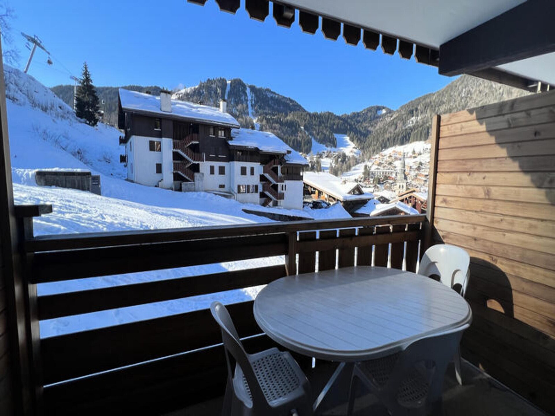 Gerenoveerd studio-appartement met balkon en uitzicht op de pistes in La Clusaz - foto 12