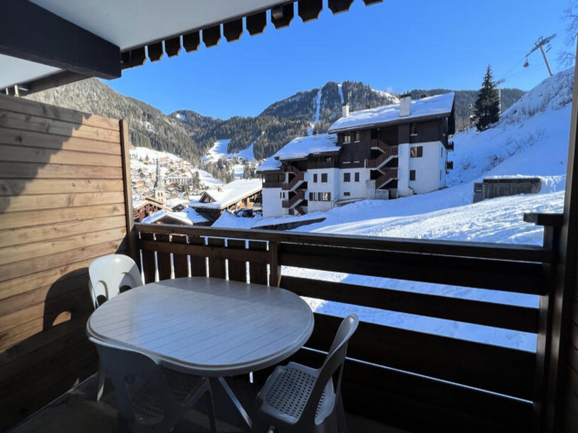 Gerenoveerd studio-appartement met balkon en uitzicht op de pistes in La Clusaz - foto 11