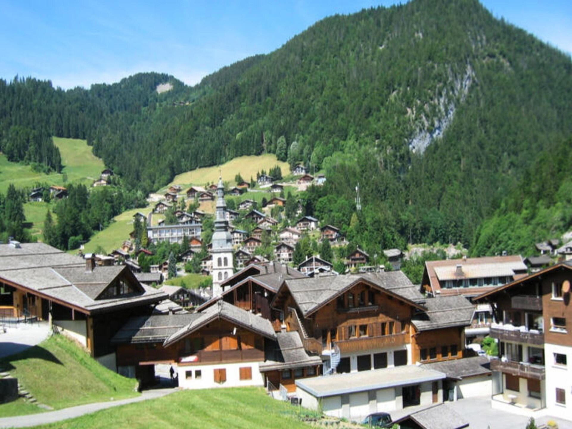 Gerenoveerd studio-appartement met balkon en uitzicht op de pistes in La Clusaz - foto 14