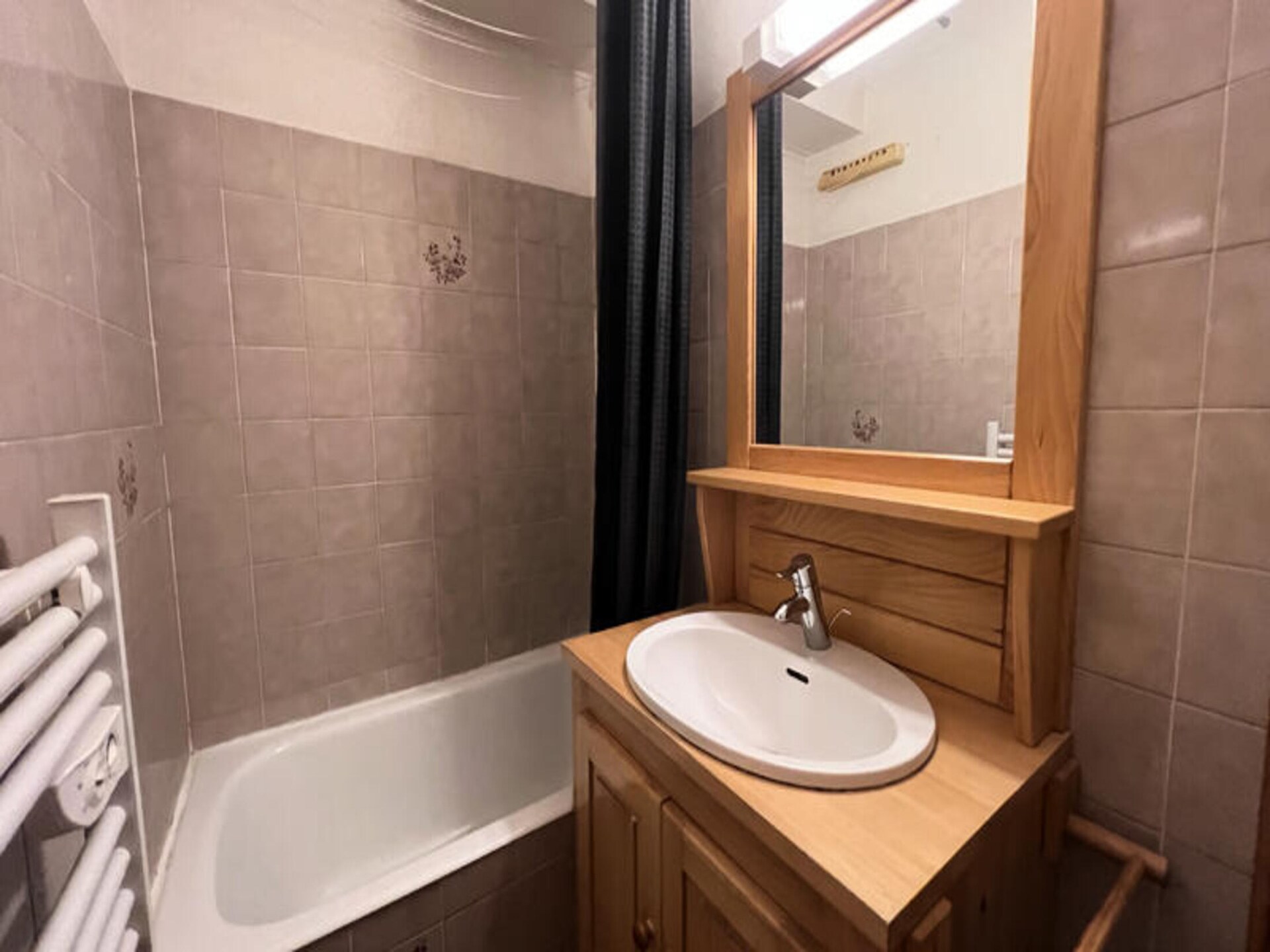 Knusse studio voor 4 op de piste in La Clusaz met zuidbalkon - foto 8