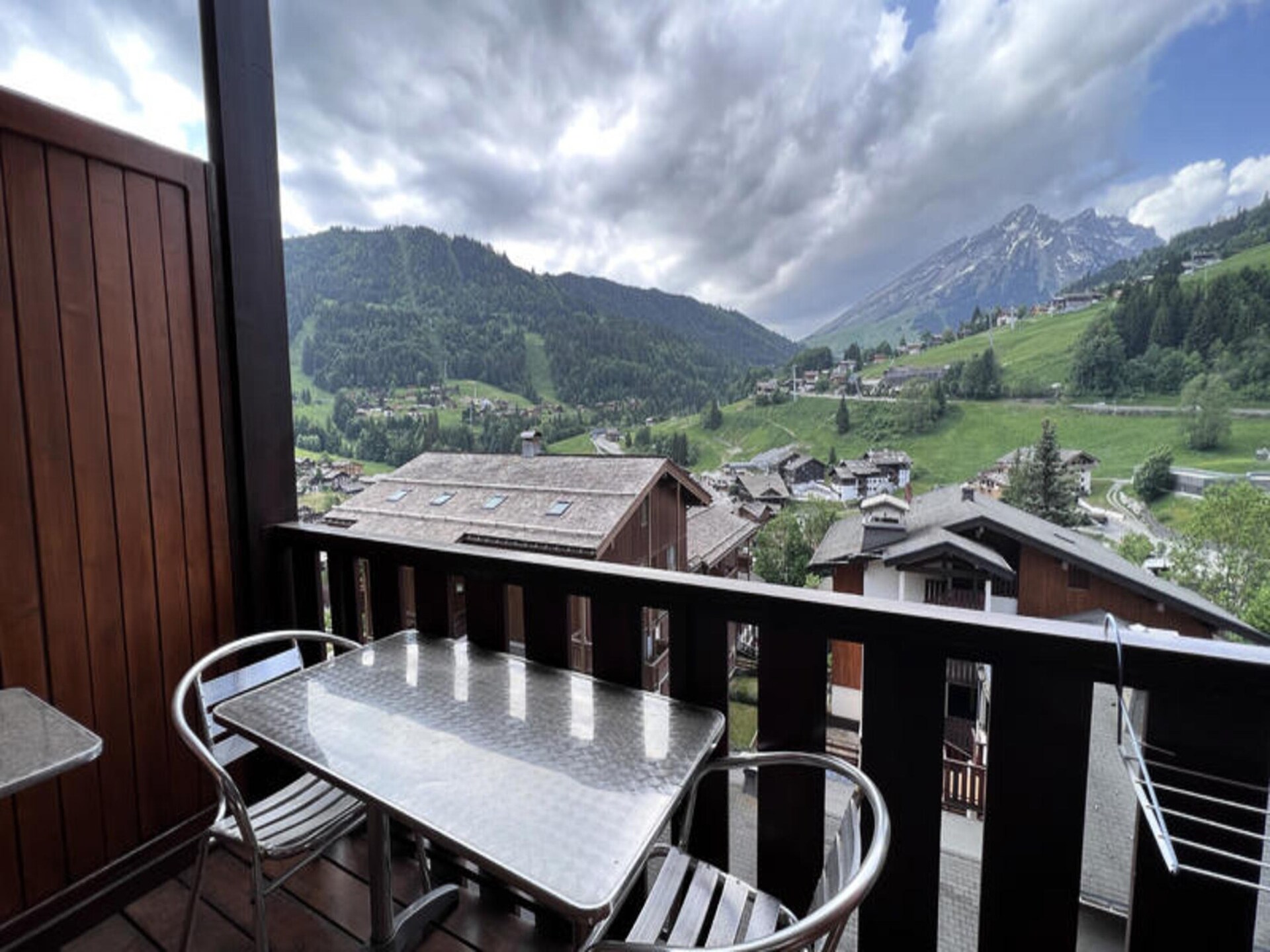 Knusse studio voor 4 op de piste in La Clusaz met zuidbalkon - foto 10