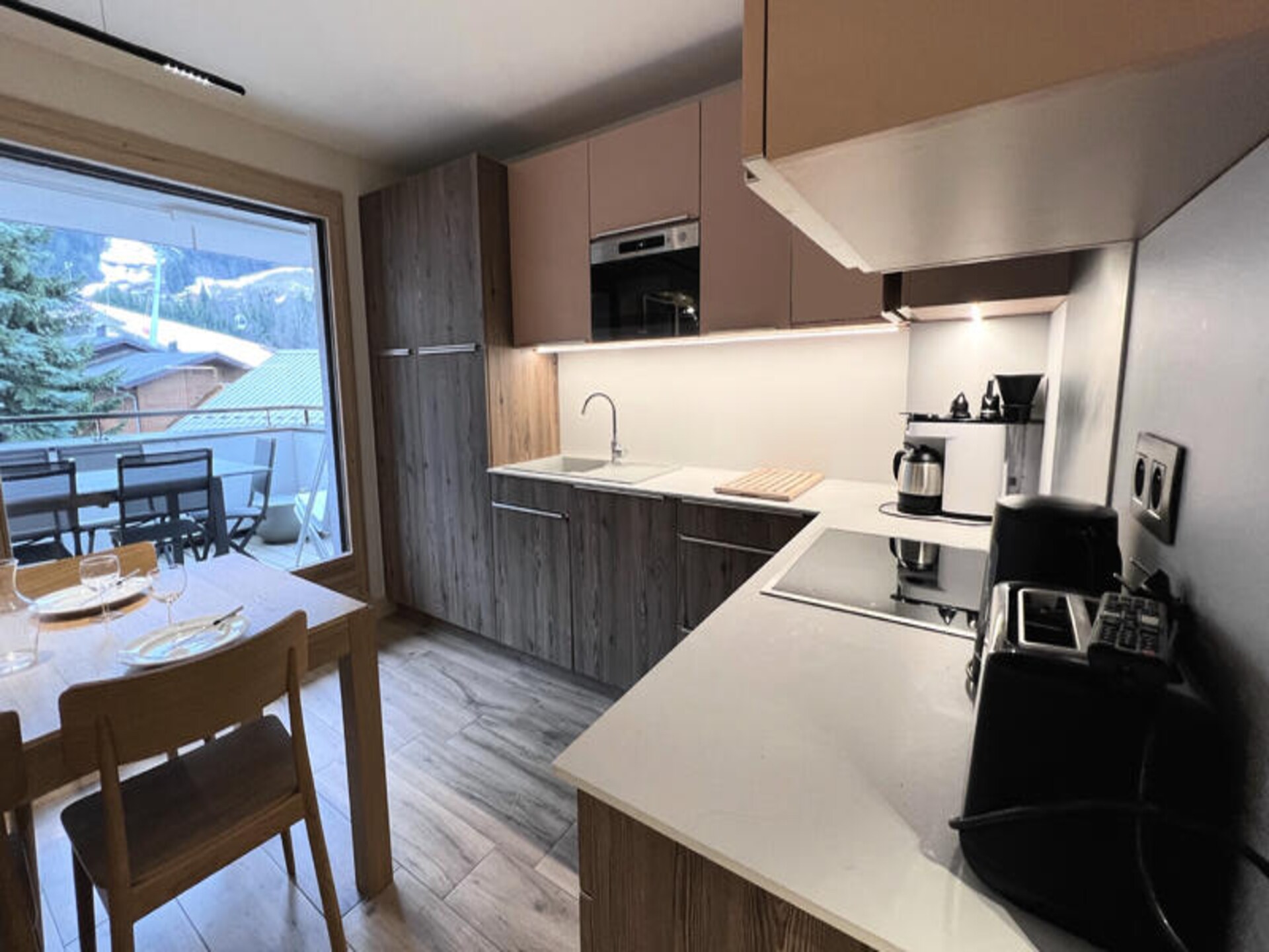 Gerenoveerd appartement 81m² vlakbij de piste in La Clusaz voor 10 personen - foto 2