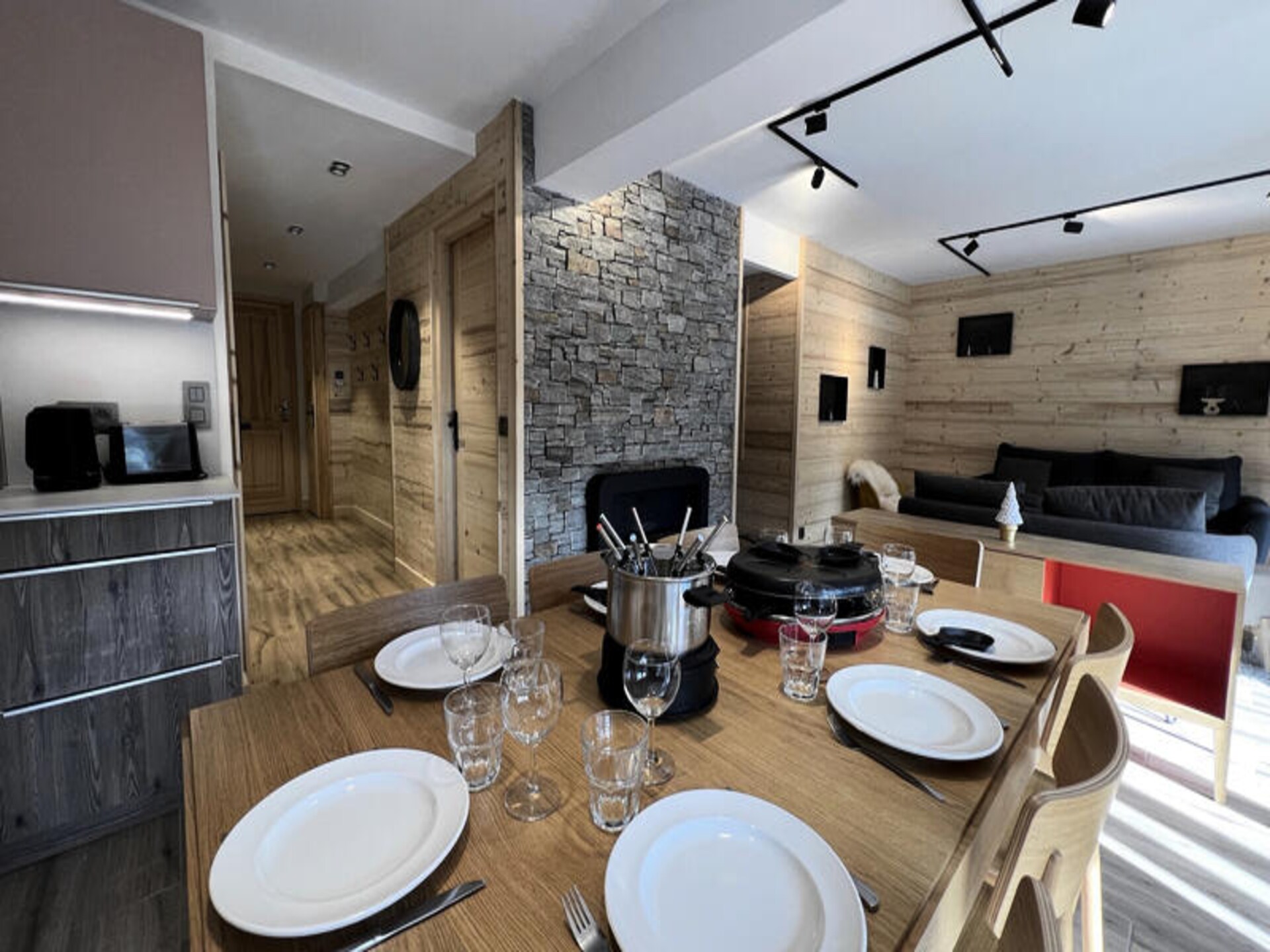 Ruim 10-persoons appartement in het hart van La Clusaz, vlakbij de piste - foto 11