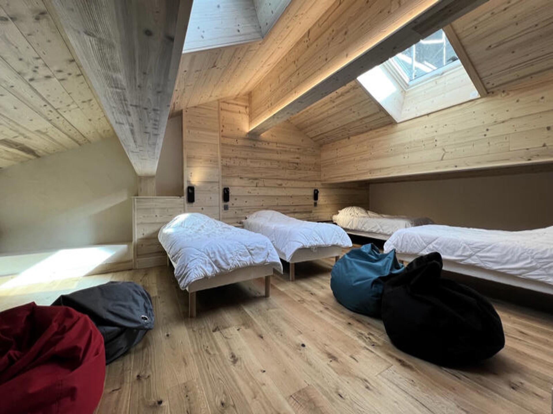 Ruim 10-persoons appartement in het hart van La Clusaz, vlakbij de piste - foto 23